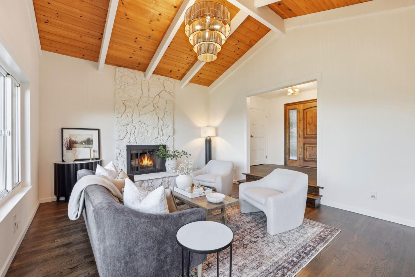 Detail Gallery Image 5 of 65 For 20715 Brush Rd, Los Gatos,  CA 95033 - 4 Beds | 2/1 Baths