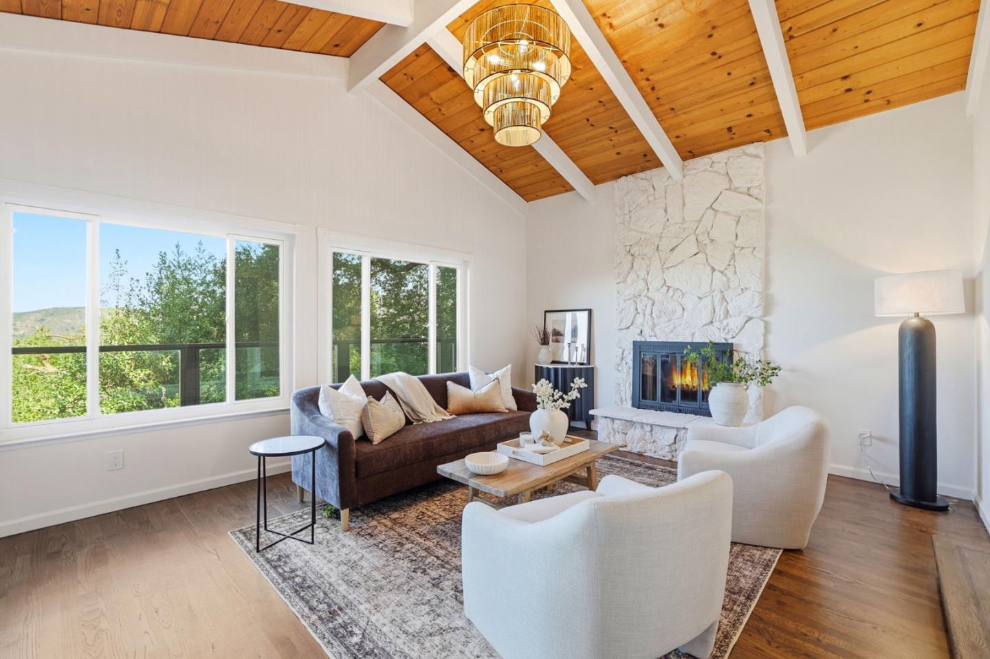 Detail Gallery Image 8 of 65 For 20715 Brush Rd, Los Gatos,  CA 95033 - 4 Beds | 2/1 Baths