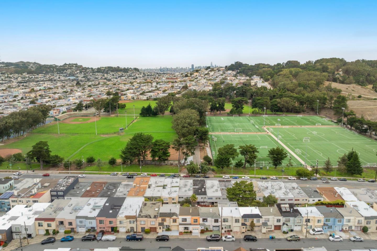 Detail Gallery Image 35 of 41 For 757 Rolph St, San Francisco,  CA 94112 - 2 Beds | 1 Baths