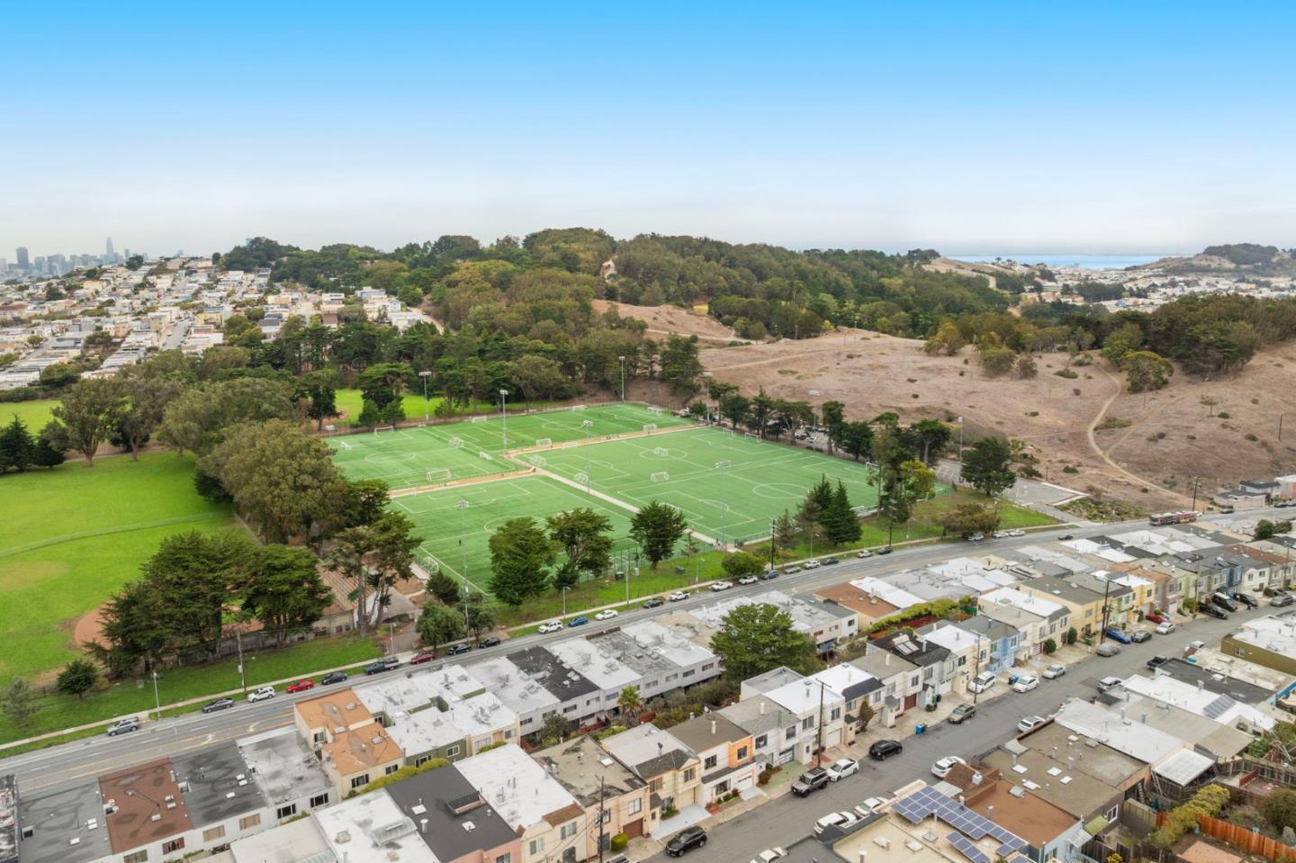 Detail Gallery Image 36 of 41 For 757 Rolph St, San Francisco,  CA 94112 - 2 Beds | 1 Baths