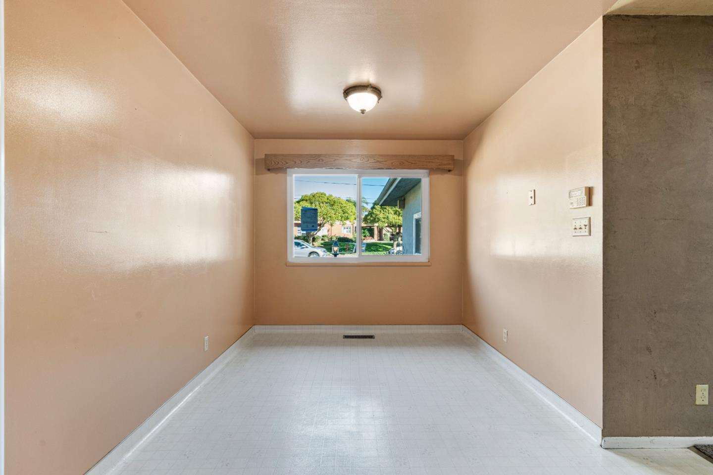 Detail Gallery Image 14 of 50 For 641 Main St, Soledad,  CA 93960 - 3 Beds | 2 Baths