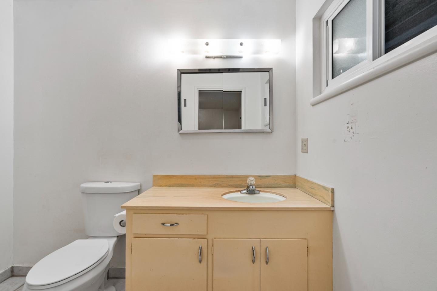 Detail Gallery Image 26 of 50 For 641 Main St, Soledad,  CA 93960 - 3 Beds | 2 Baths