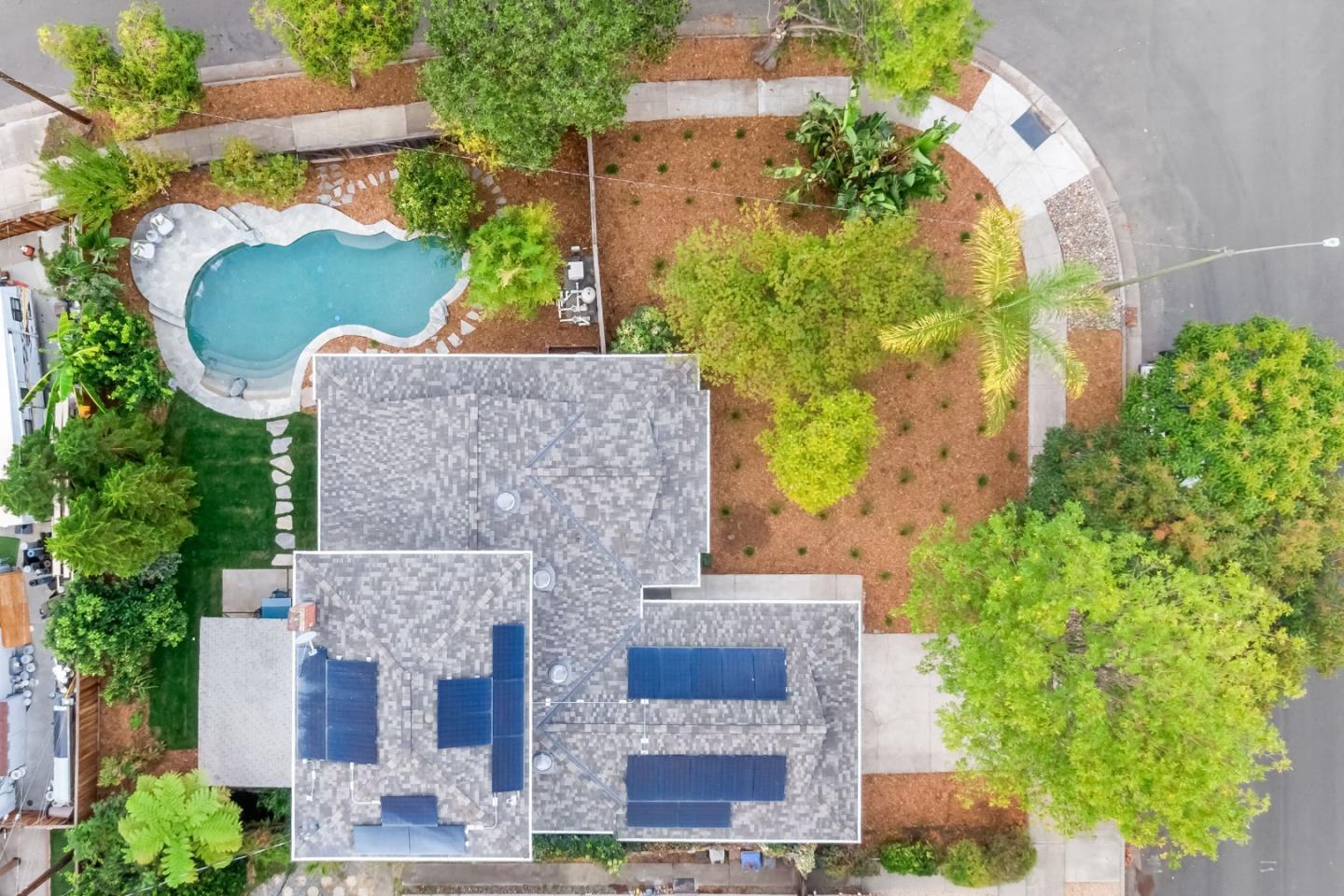 Detail Gallery Image 39 of 45 For 1055 Happy Valley Ave, San Jose,  CA 95129 - 6 Beds | 3 Baths