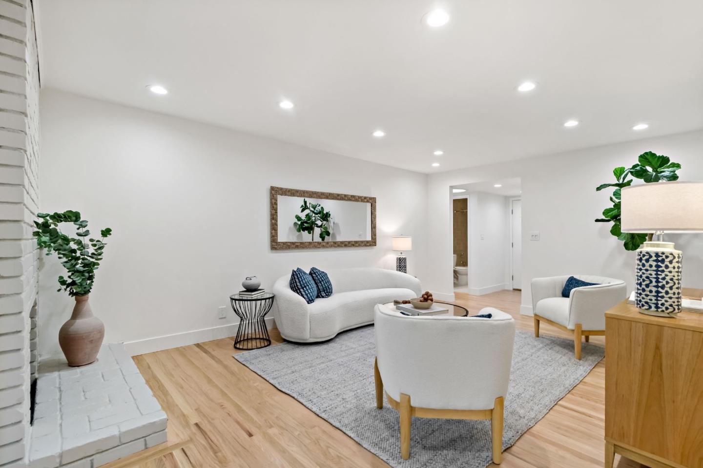 Detail Gallery Image 5 of 45 For 1055 Happy Valley Ave, San Jose,  CA 95129 - 6 Beds | 3 Baths