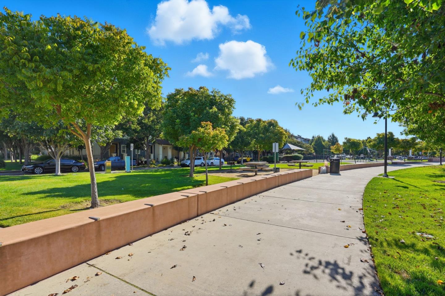 Detail Gallery Image 6 of 10 For 2315 Gibbons St, Hayward,  CA 94541 - 4 Beds | 3/1 Baths