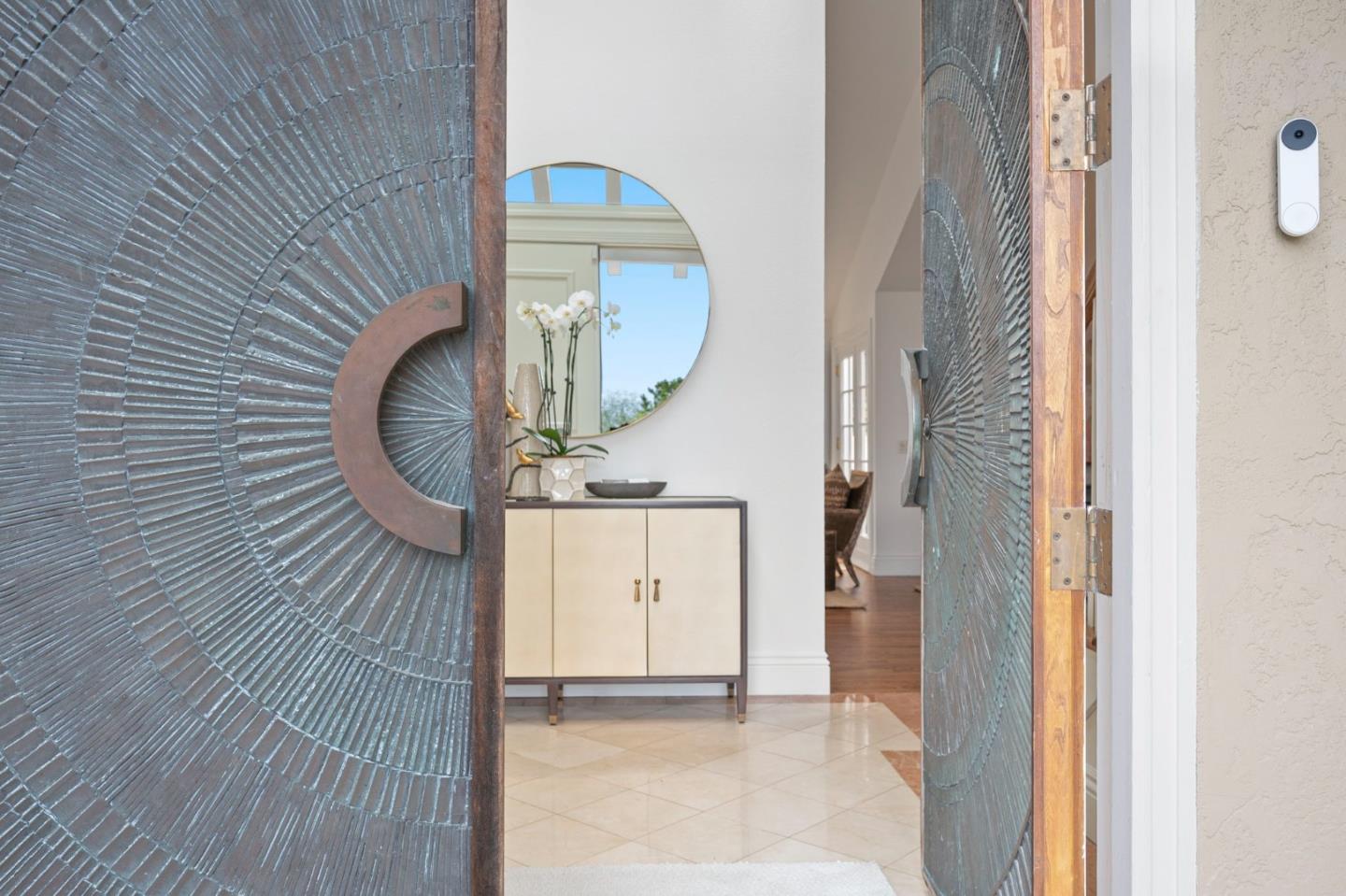 Detail Gallery Image 10 of 83 For 30 Live Oak Ln, Hillsborough,  CA 94010 - 6 Beds | 5/1 Baths