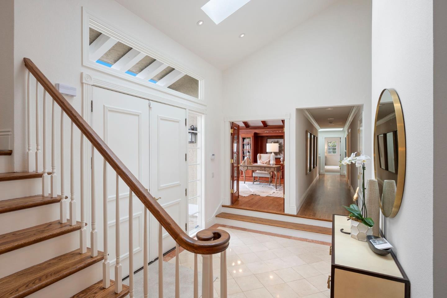 Detail Gallery Image 12 of 83 For 30 Live Oak Ln, Hillsborough,  CA 94010 - 6 Beds | 5/1 Baths