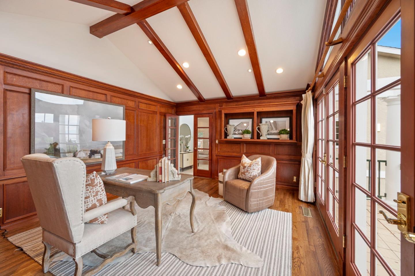 Detail Gallery Image 14 of 83 For 30 Live Oak Ln, Hillsborough,  CA 94010 - 6 Beds | 5/1 Baths