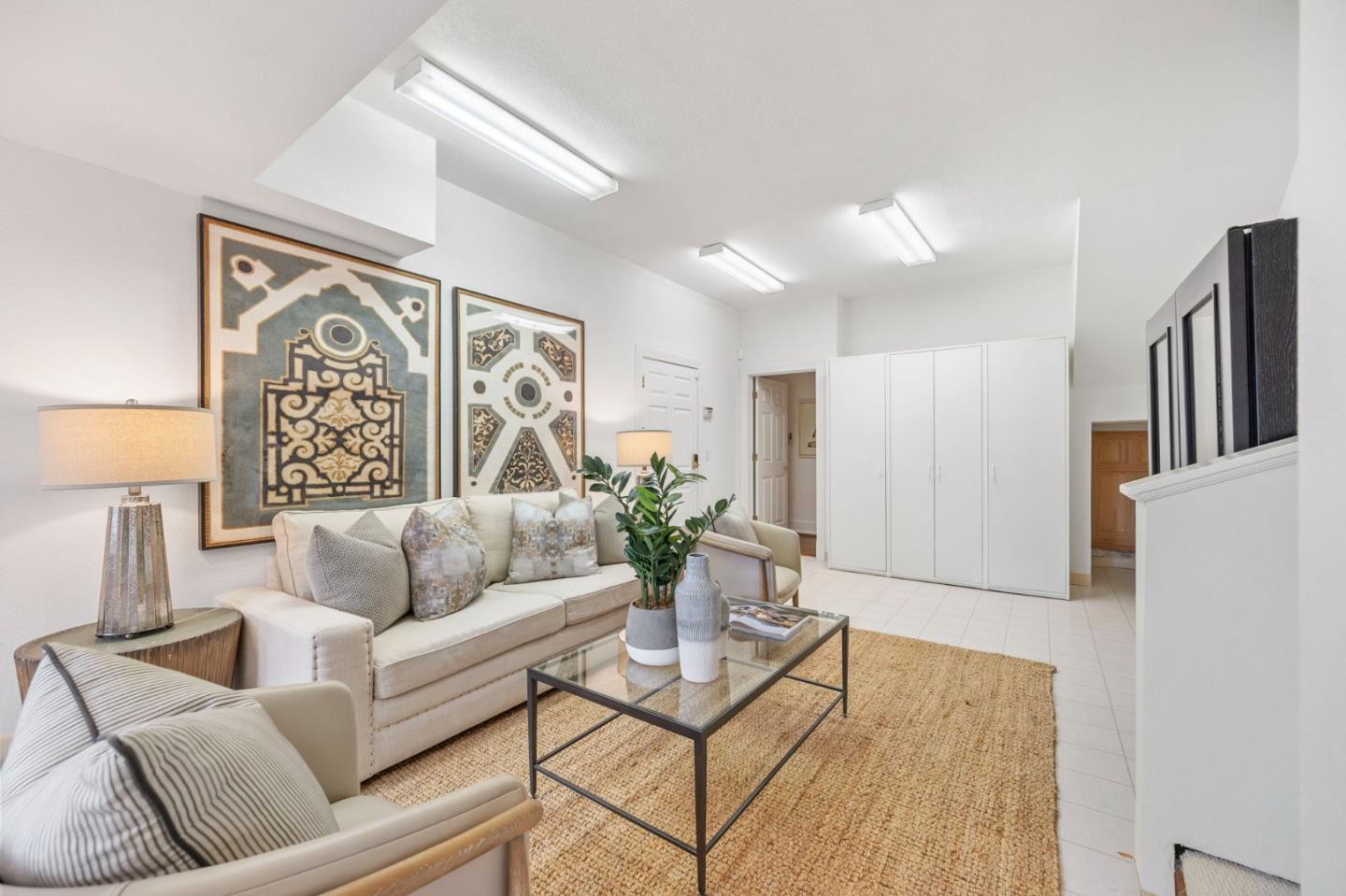 Detail Gallery Image 68 of 83 For 30 Live Oak Ln, Hillsborough,  CA 94010 - 6 Beds | 5/1 Baths