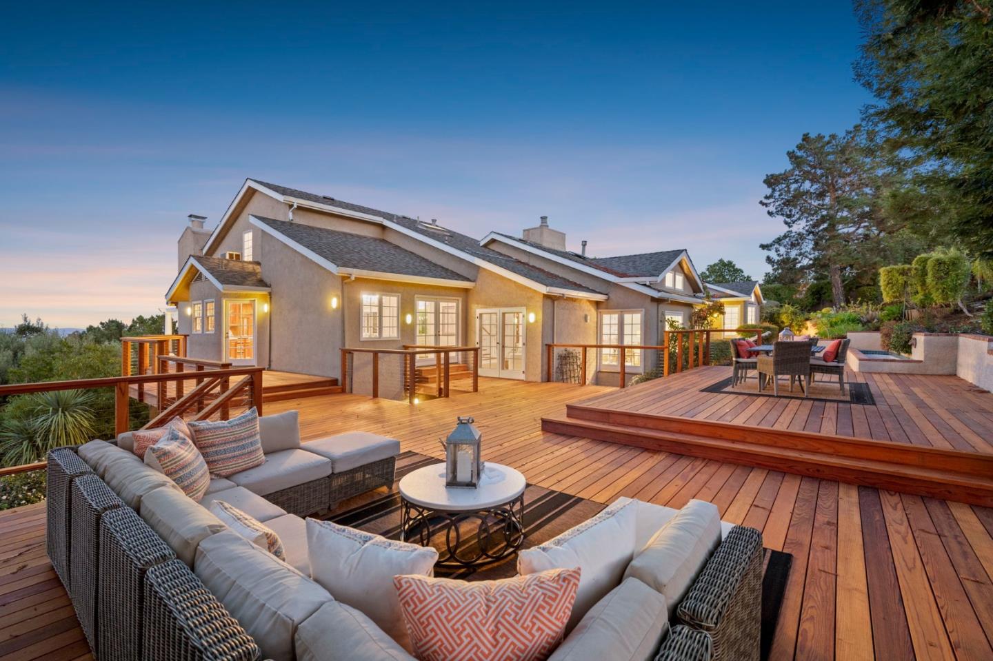 Detail Gallery Image 75 of 83 For 30 Live Oak Ln, Hillsborough,  CA 94010 - 6 Beds | 5/1 Baths