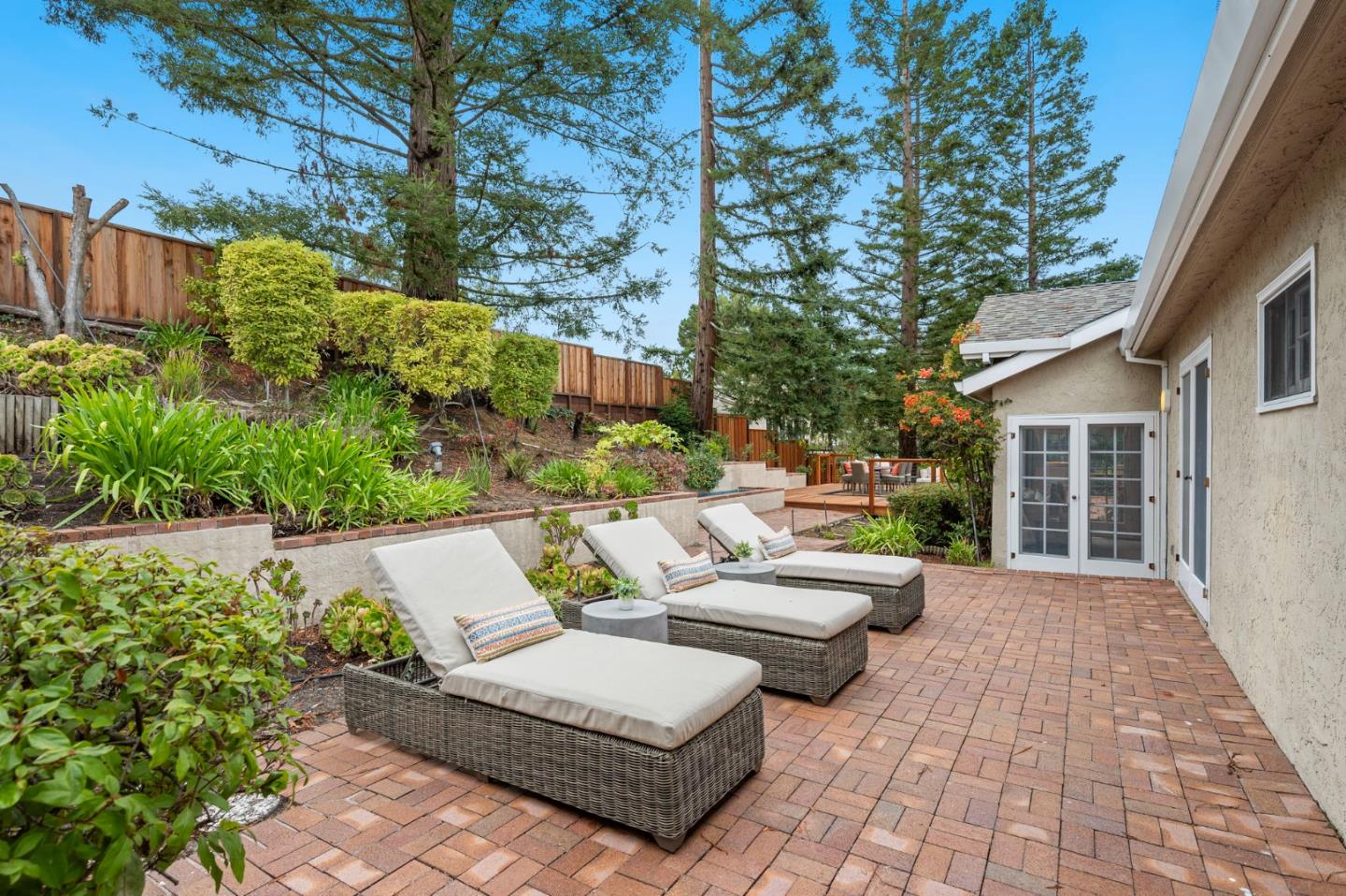 Detail Gallery Image 80 of 83 For 30 Live Oak Ln, Hillsborough,  CA 94010 - 6 Beds | 5/1 Baths