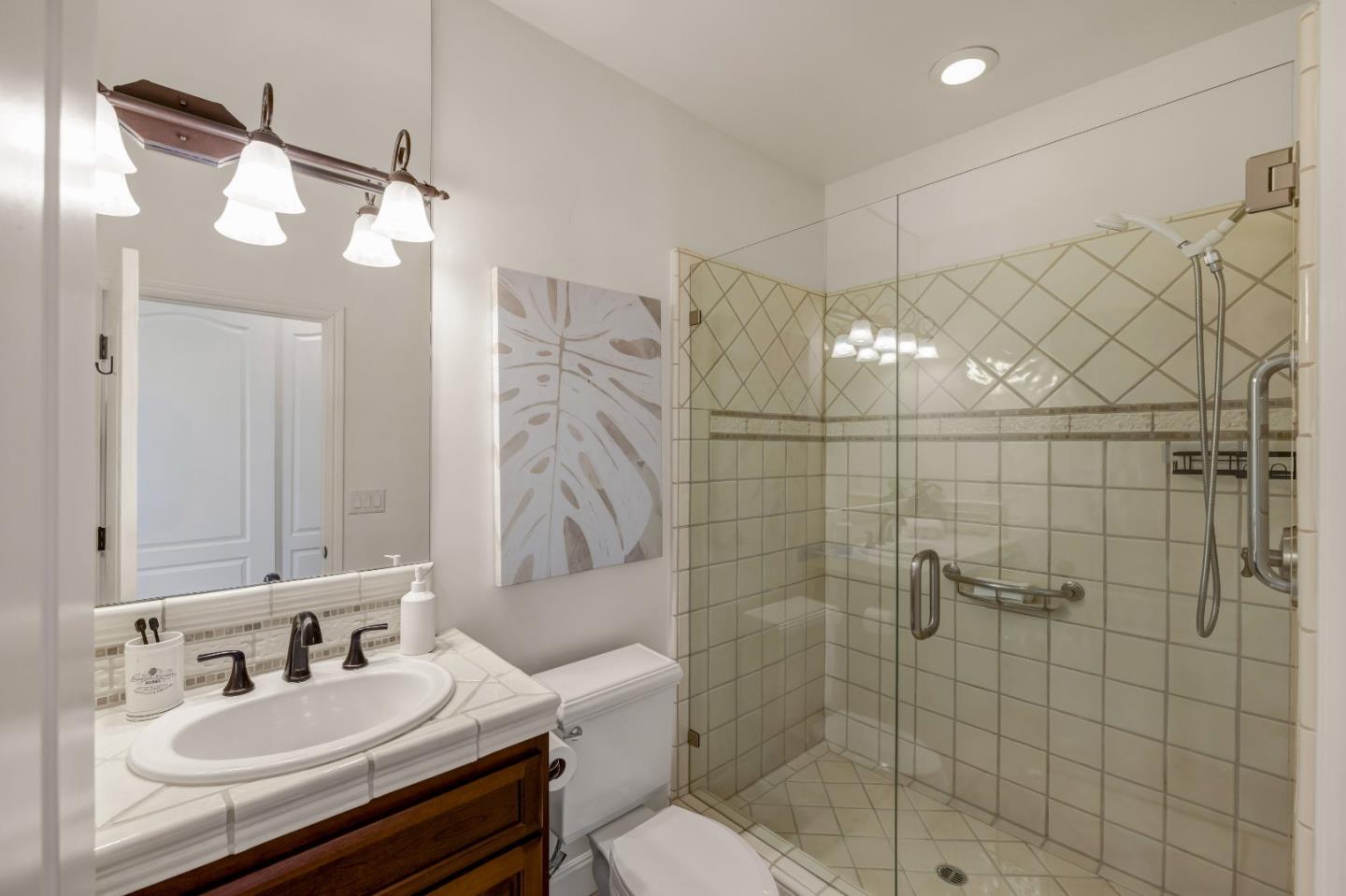 Detail Gallery Image 18 of 24 For 409 Mirador Ct, Monterey,  CA 93940 - 3 Beds | 3/1 Baths