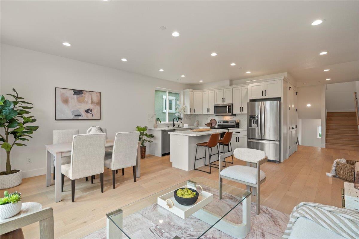 Detail Gallery Image 17 of 28 For 186 Rincon Ave, Campbell,  CA 95008 - 4 Beds | 4 Baths