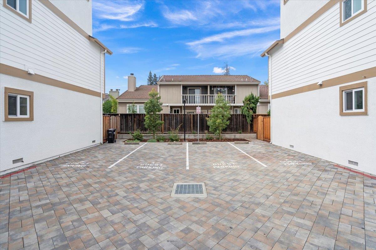 Detail Gallery Image 4 of 28 For 186 Rincon Ave, Campbell,  CA 95008 - 4 Beds | 4 Baths