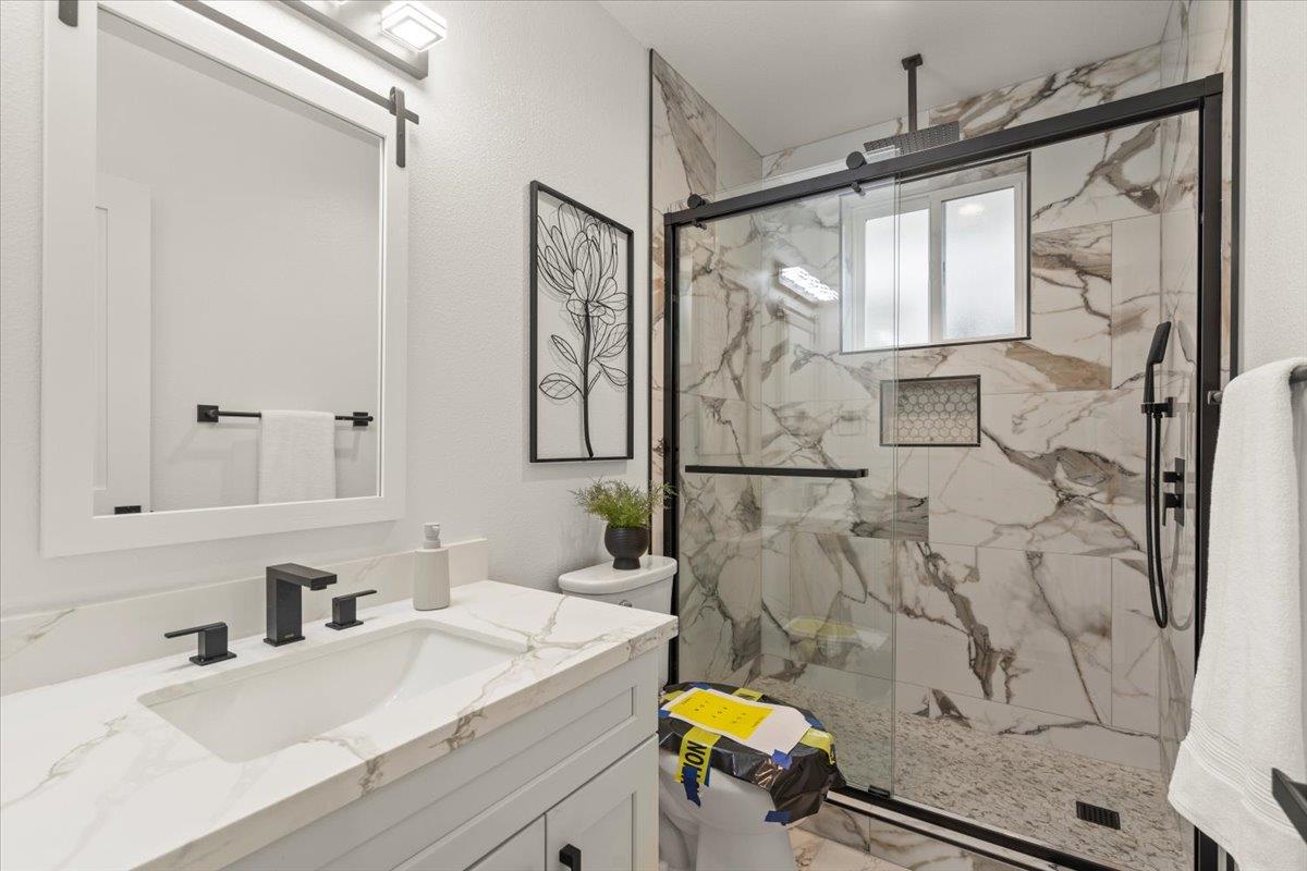 Detail Gallery Image 6 of 28 For 186 Rincon Ave, Campbell,  CA 95008 - 4 Beds | 4 Baths