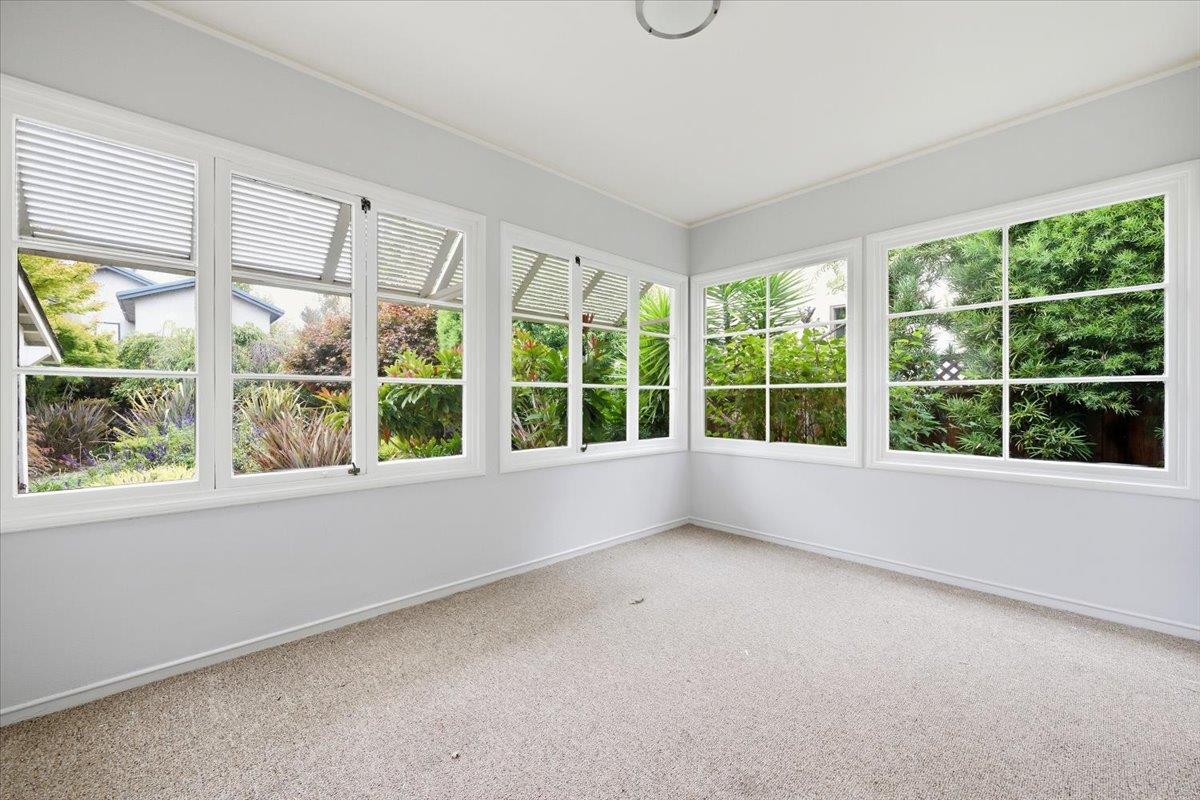 Detail Gallery Image 17 of 21 For 125 Warwick St, Redwood City,  CA 94062 - 2 Beds | 1 Baths