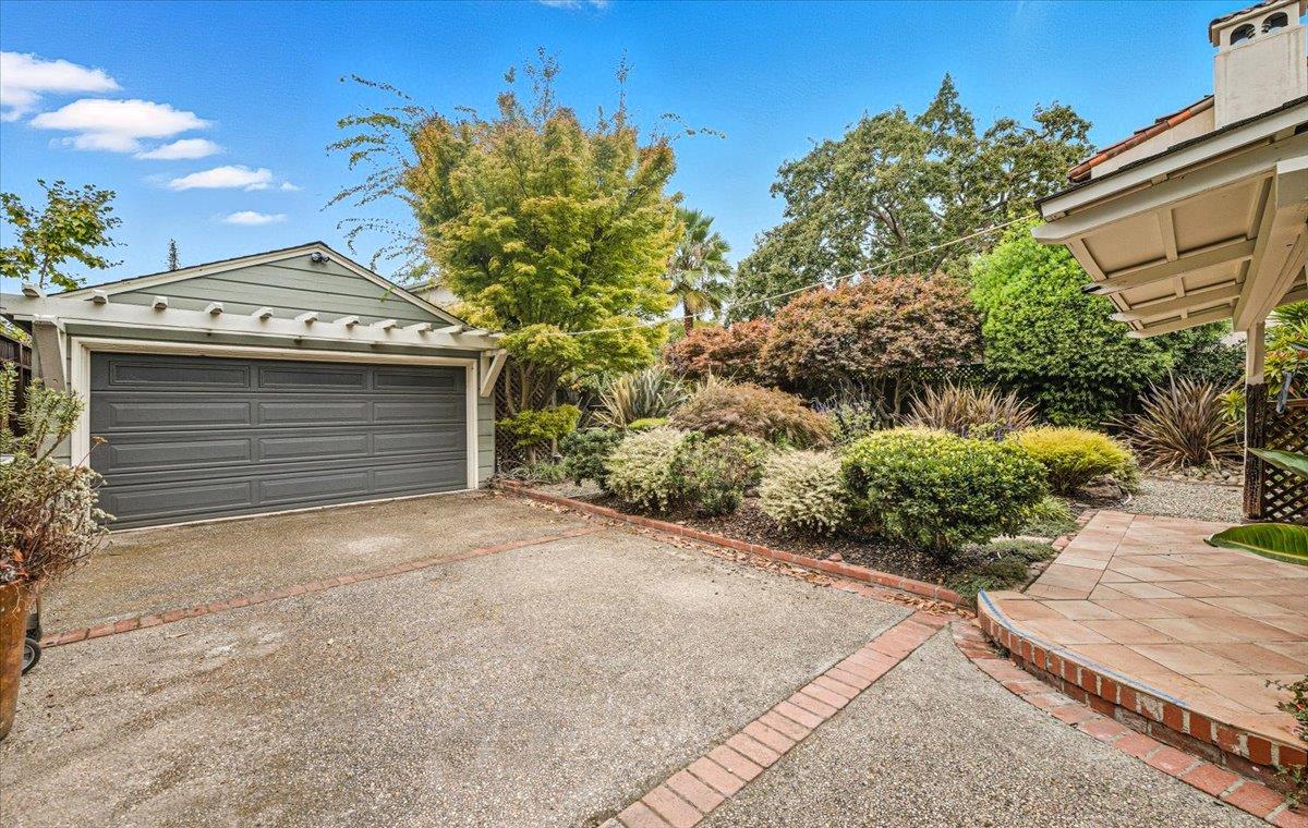 Detail Gallery Image 20 of 21 For 125 Warwick St, Redwood City,  CA 94062 - 2 Beds | 1 Baths