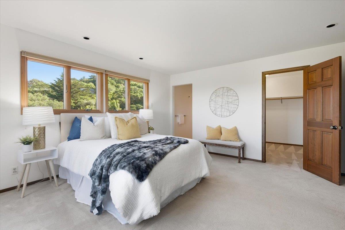 Detail Gallery Image 20 of 34 For 3303 Haskins Dr, Belmont,  CA 94002 - 3 Beds | 2/1 Baths