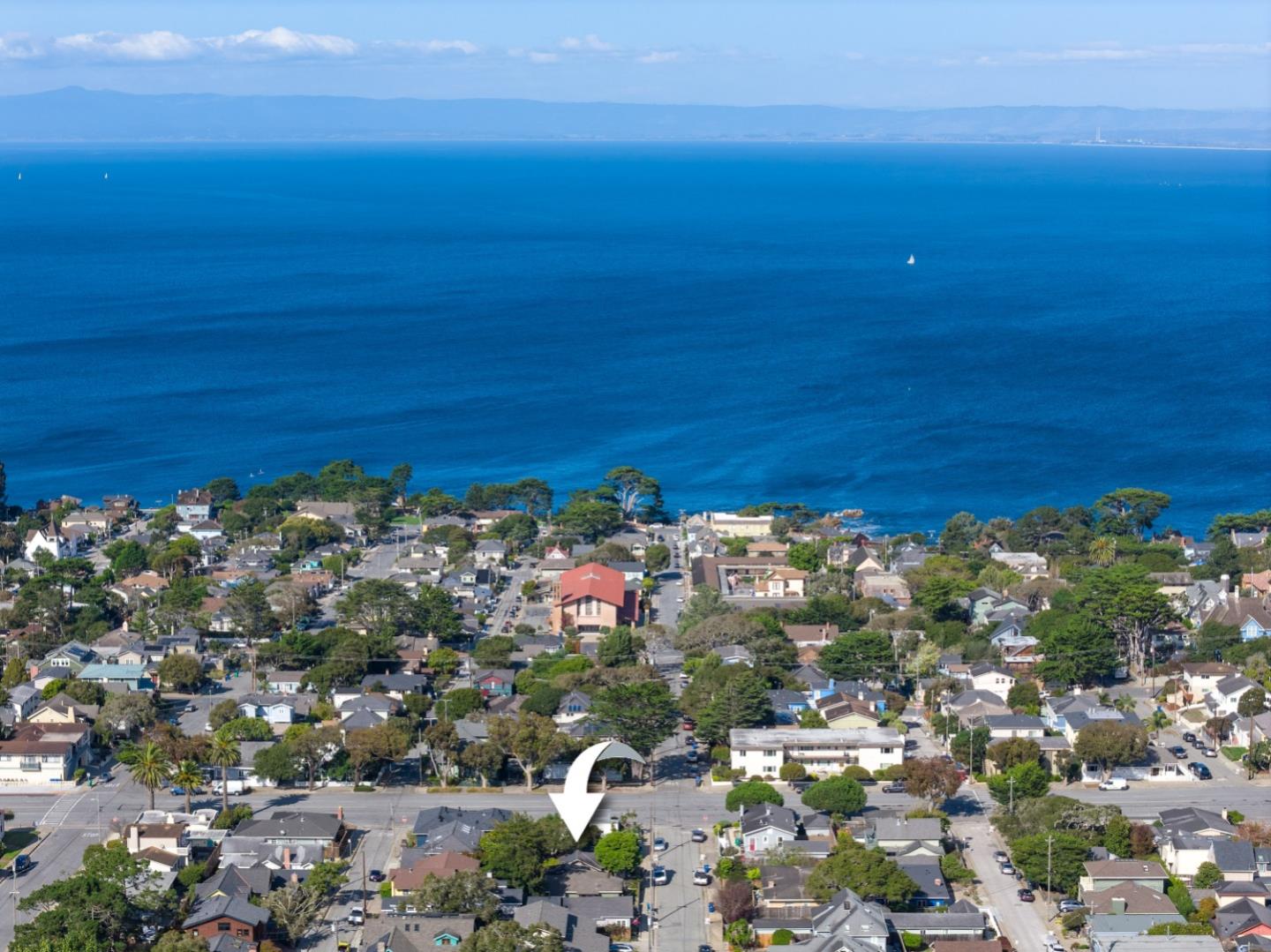 Detail Gallery Image 7 of 7 For 306 9th St, Pacific Grove,  CA 93950 - 2 Beds | 1 Baths