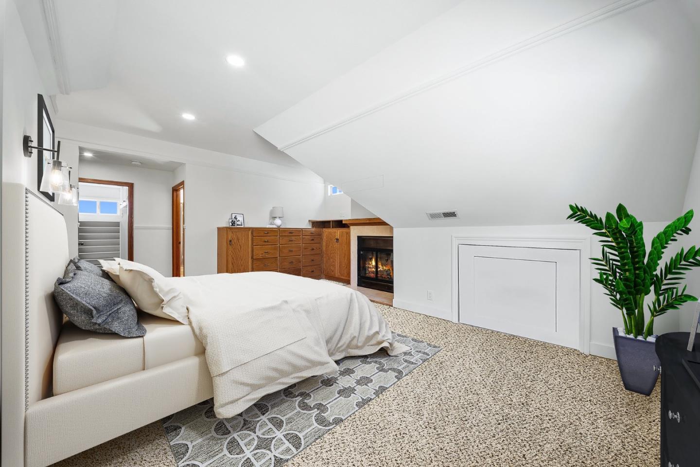 Detail Gallery Image 37 of 48 For 623 High St, Santa Cruz,  CA 95060 - 4 Beds | 3 Baths