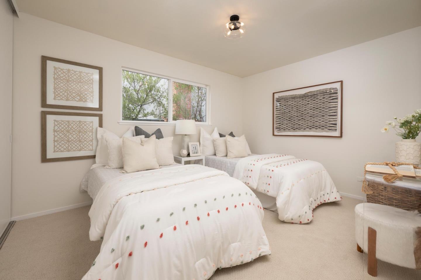 Detail Gallery Image 15 of 19 For 1712 Los Altos Dr, San Mateo,  CA 94402 - 3 Beds | 2 Baths