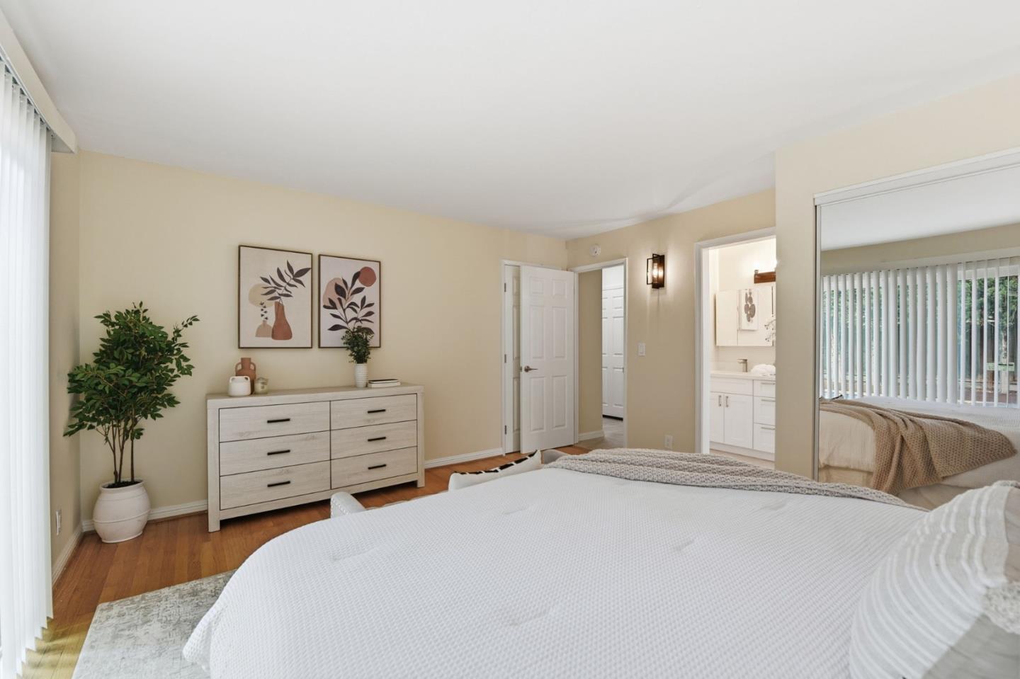 Detail Gallery Image 31 of 40 For 3137 Jenkins Ave, San Jose,  CA 95118 - 5 Beds | 2/1 Baths