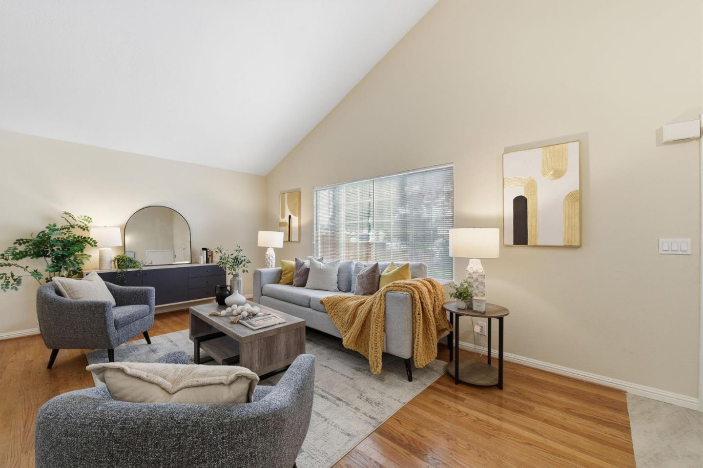 Detail Gallery Image 6 of 40 For 3137 Jenkins Ave, San Jose,  CA 95118 - 5 Beds | 2/1 Baths