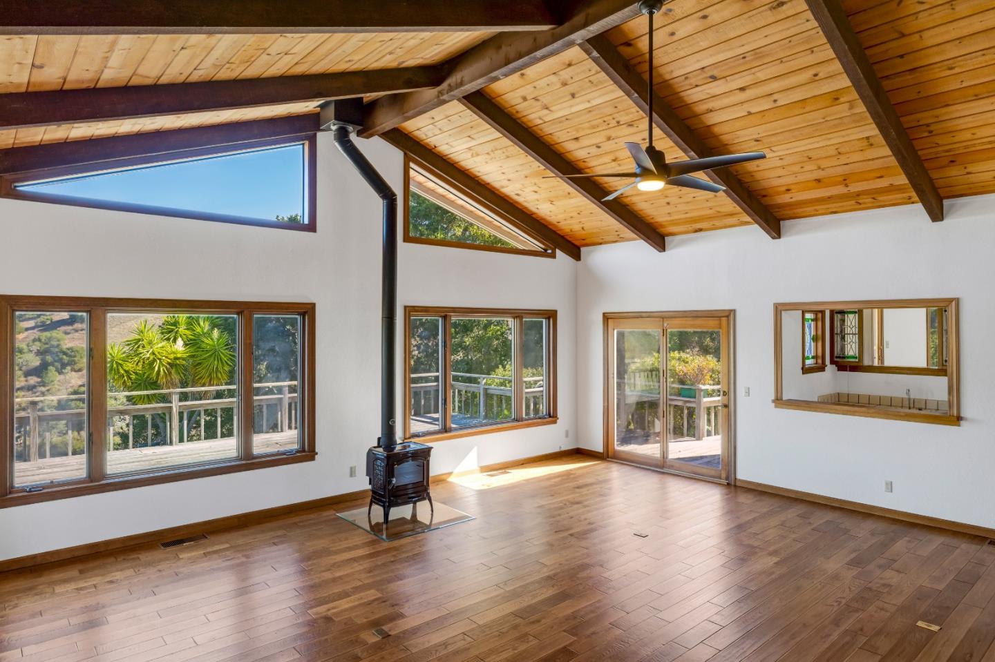 Detail Gallery Image 2 of 46 For 274 Corral De Tierra Rd, Corral De Tierra,  CA 93908 - 3 Beds | 3/1 Baths