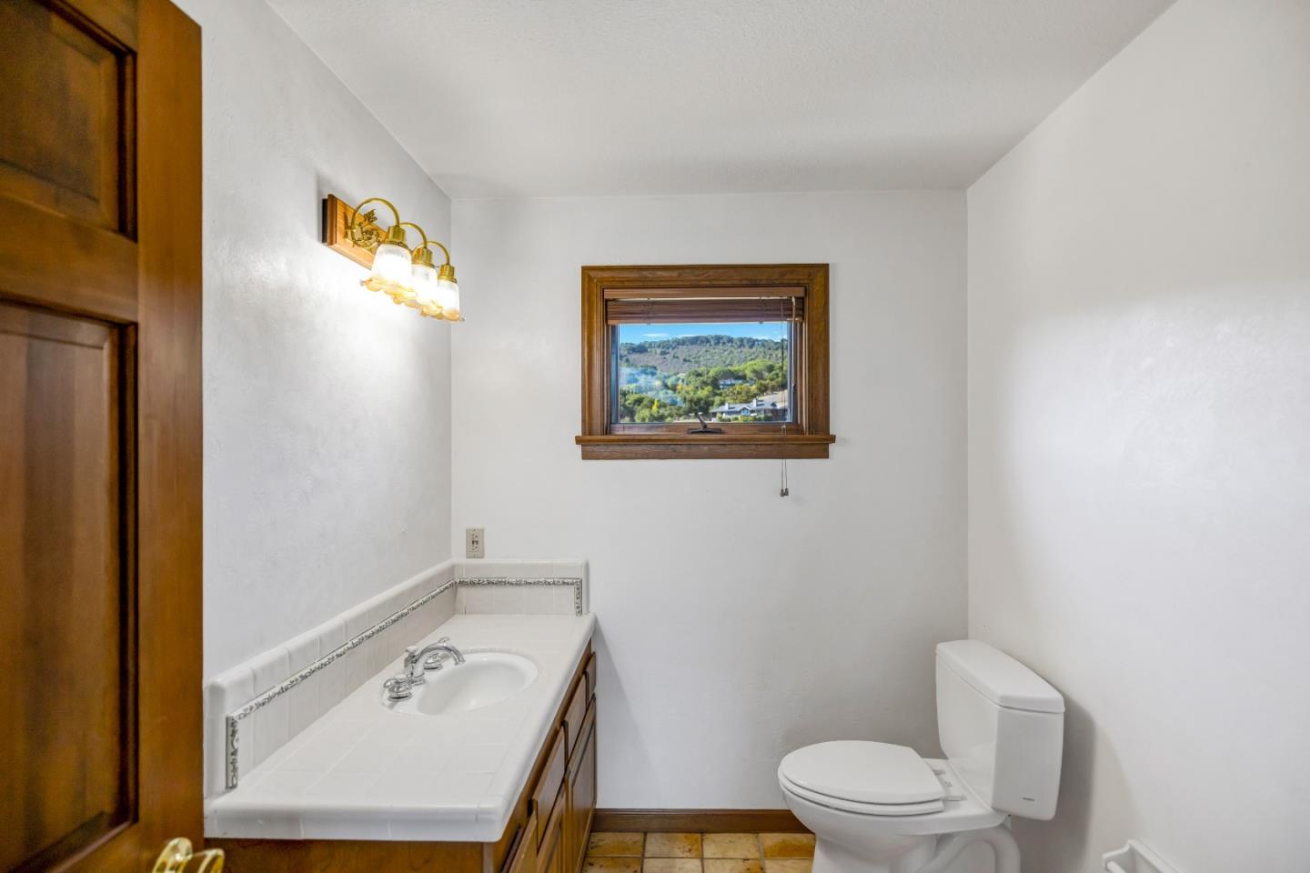 Detail Gallery Image 20 of 46 For 274 Corral De Tierra Rd, Corral De Tierra,  CA 93908 - 3 Beds | 3/1 Baths