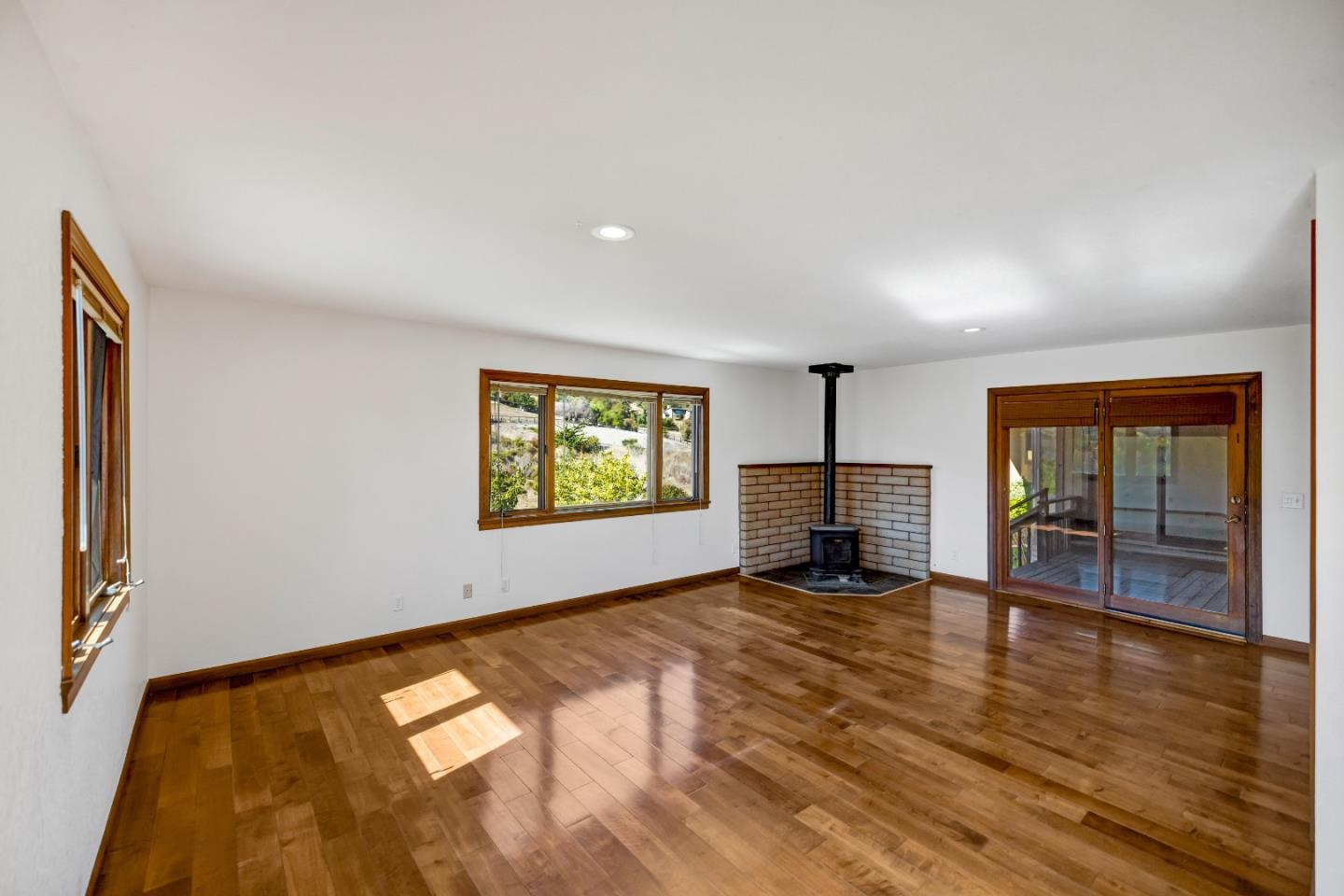 Detail Gallery Image 25 of 46 For 274 Corral De Tierra Rd, Corral De Tierra,  CA 93908 - 3 Beds | 3/1 Baths