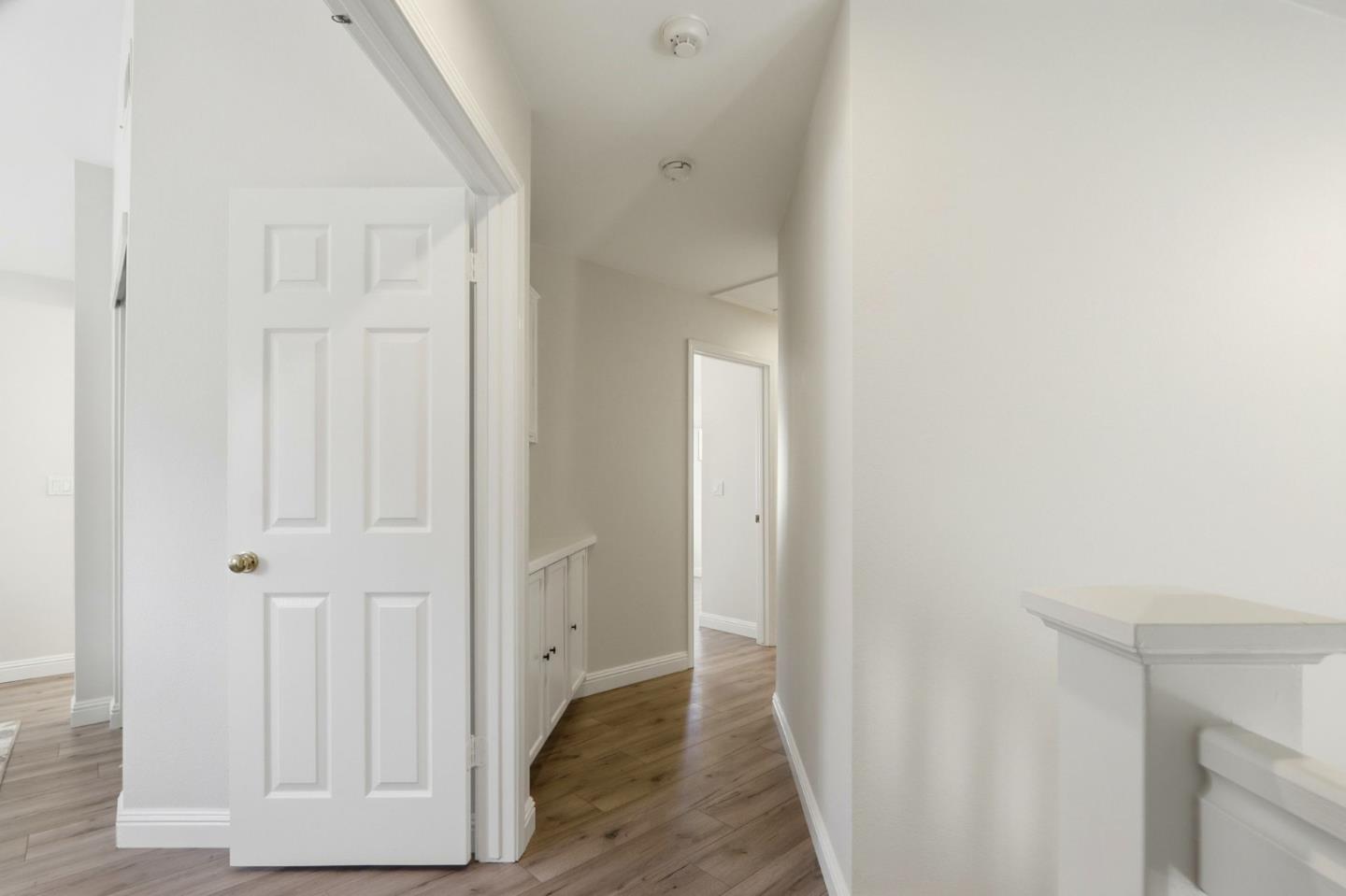 Detail Gallery Image 31 of 42 For 6117 Yeadon Way, San Jose,  CA 95119 - 4 Beds | 2/1 Baths