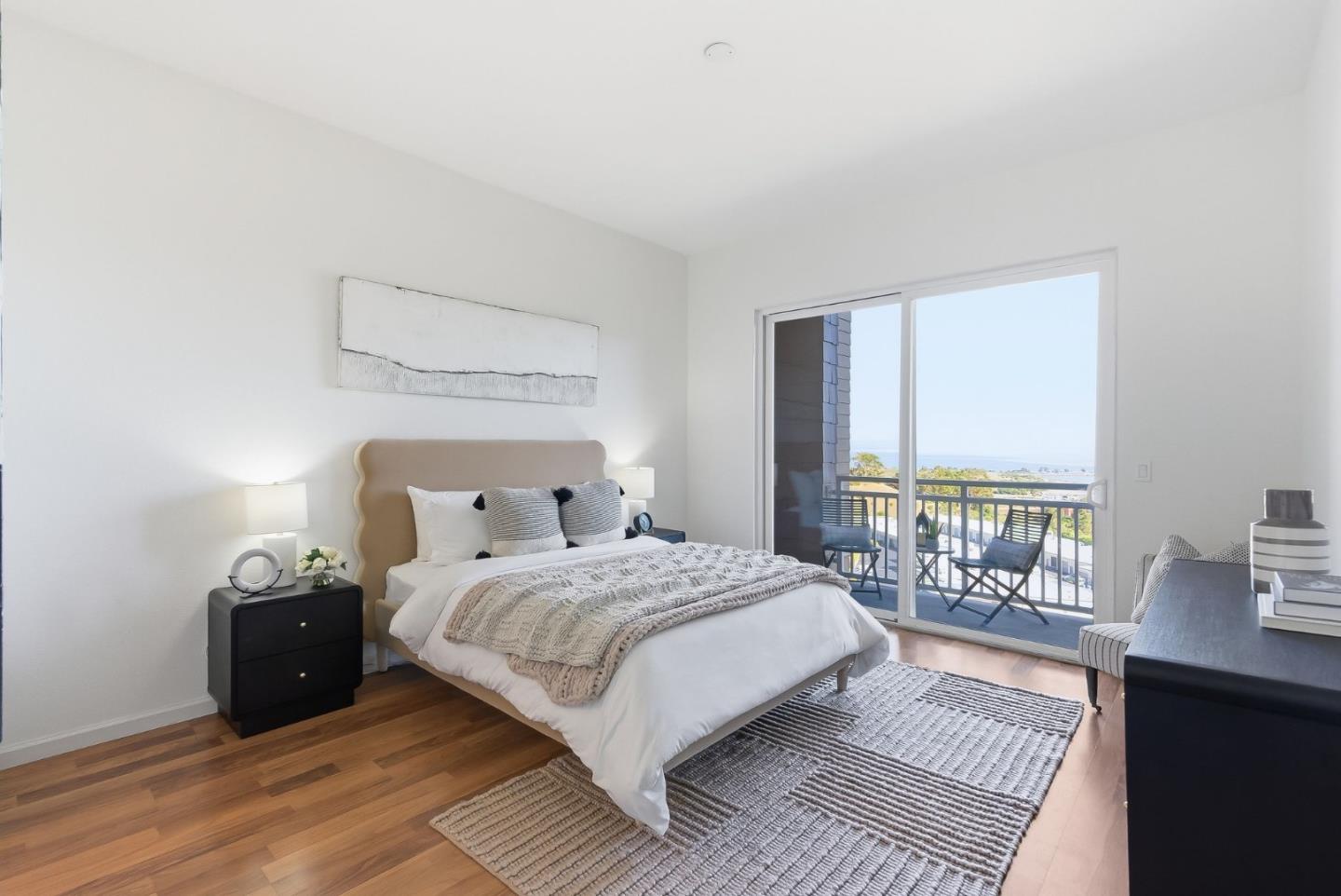 Detail Gallery Image 21 of 50 For 121 Cliff Swallow Ct, Brisbane,  CA 94005 - 2 Beds | 2 Baths