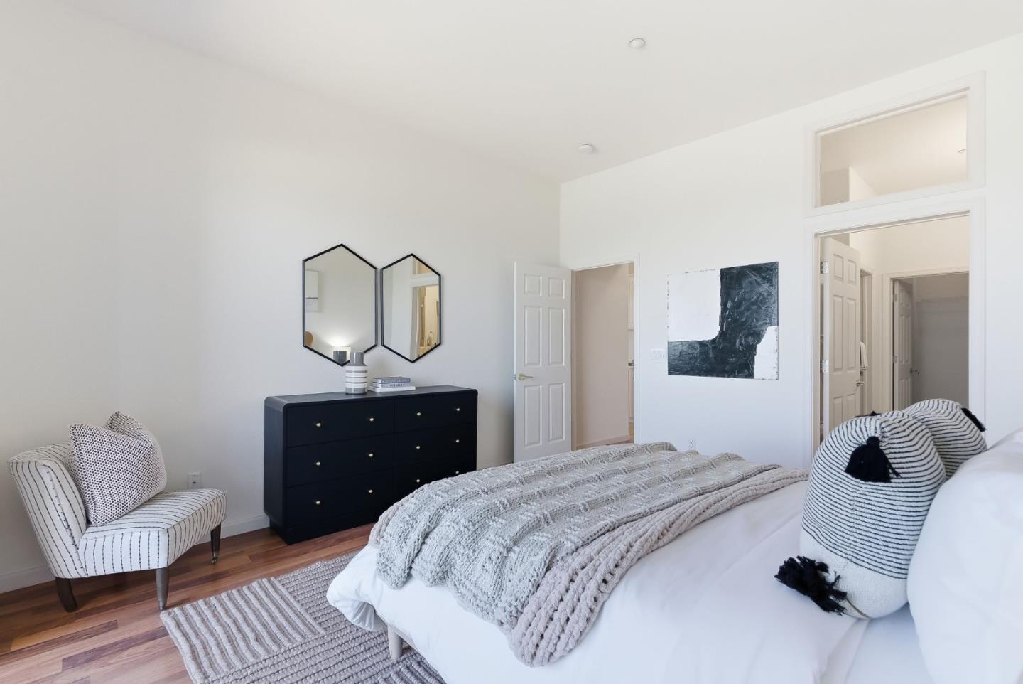 Detail Gallery Image 24 of 50 For 121 Cliff Swallow Ct, Brisbane,  CA 94005 - 2 Beds | 2 Baths