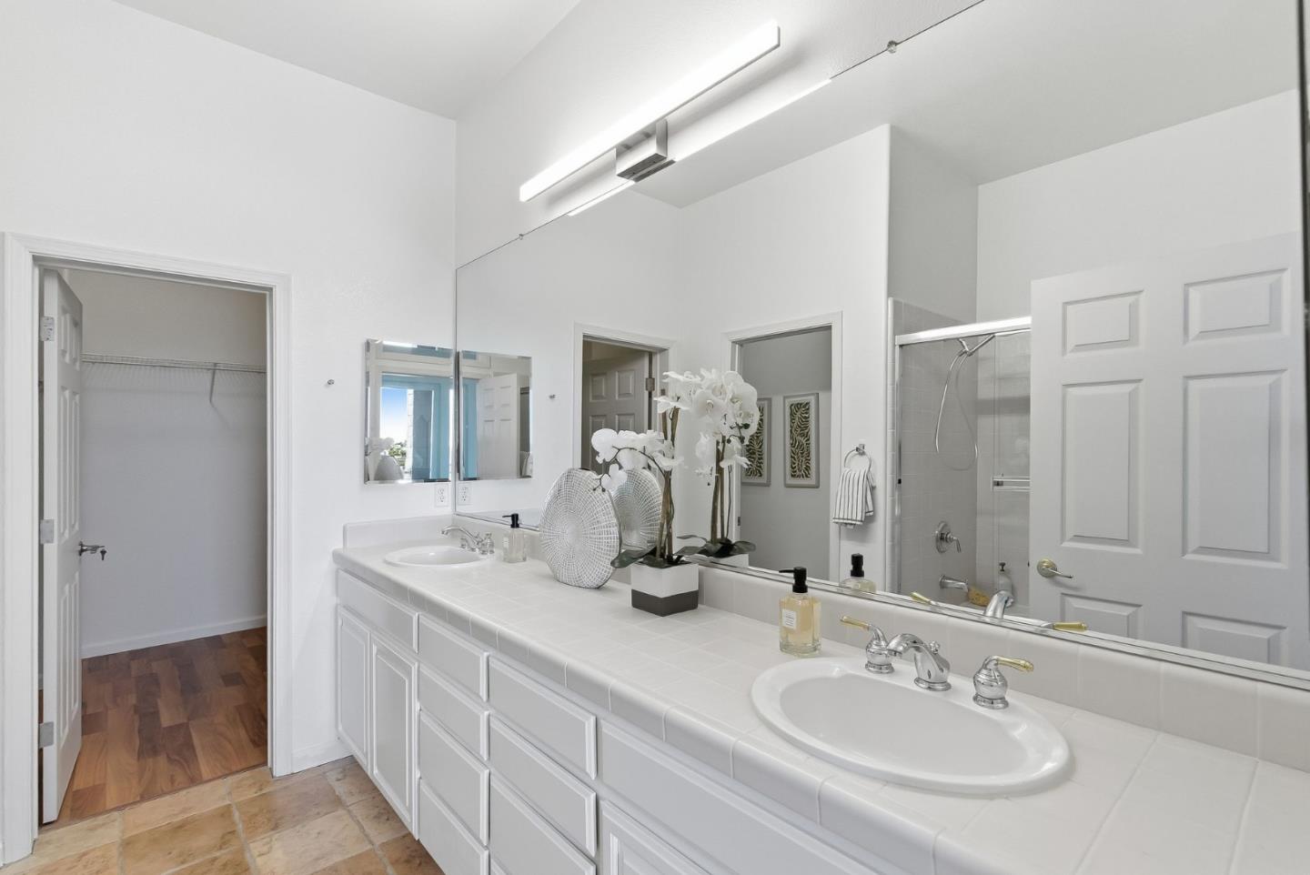 Detail Gallery Image 27 of 50 For 121 Cliff Swallow Ct, Brisbane,  CA 94005 - 2 Beds | 2 Baths