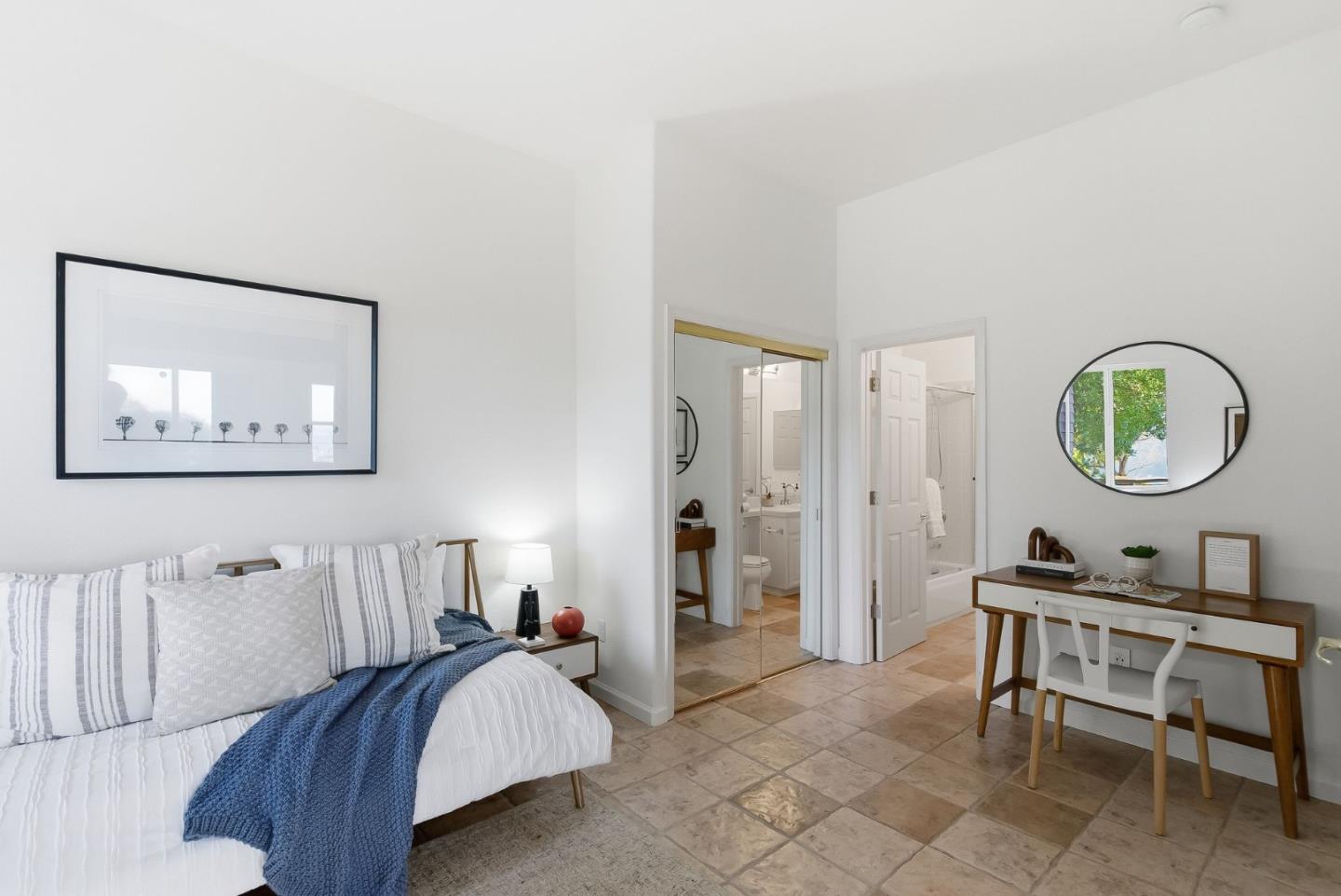 Detail Gallery Image 32 of 50 For 121 Cliff Swallow Ct, Brisbane,  CA 94005 - 2 Beds | 2 Baths