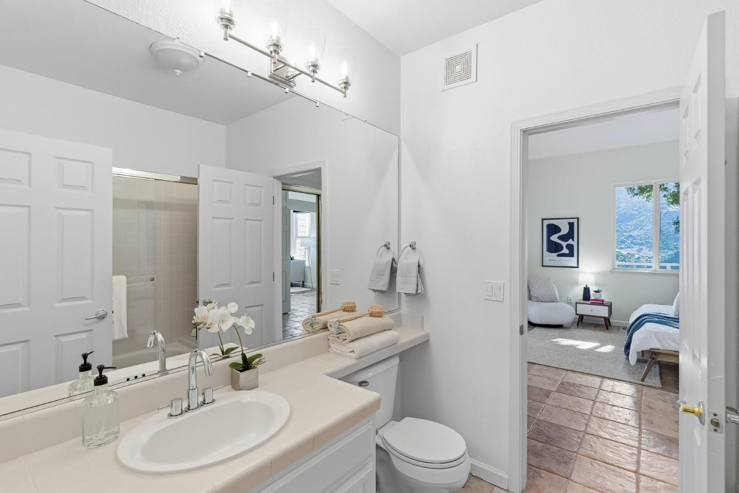 Detail Gallery Image 34 of 50 For 121 Cliff Swallow Ct, Brisbane,  CA 94005 - 2 Beds | 2 Baths