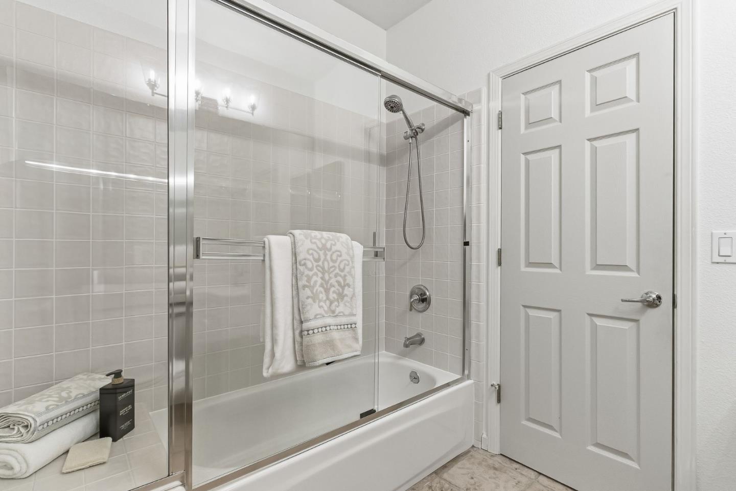 Detail Gallery Image 35 of 50 For 121 Cliff Swallow Ct, Brisbane,  CA 94005 - 2 Beds | 2 Baths