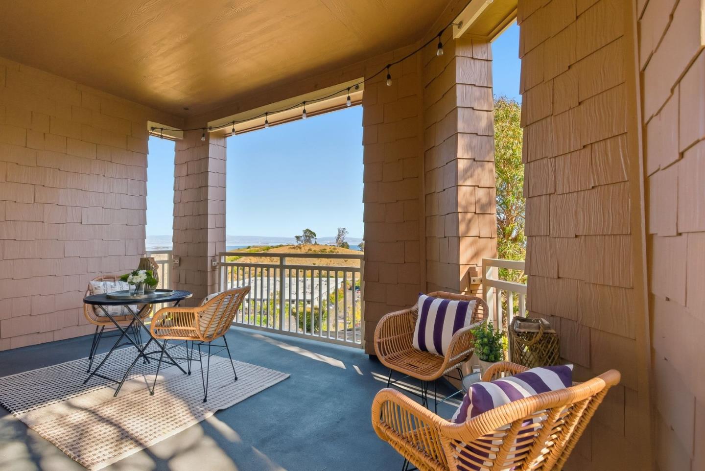 Detail Gallery Image 38 of 50 For 121 Cliff Swallow Ct, Brisbane,  CA 94005 - 2 Beds | 2 Baths