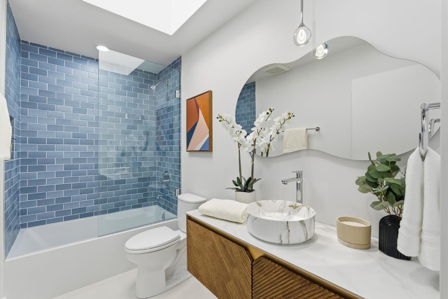 Detail Gallery Image 21 of 34 For 4243 Folsom St, San Francisco,  CA 94110 - 3 Beds | 2 Baths