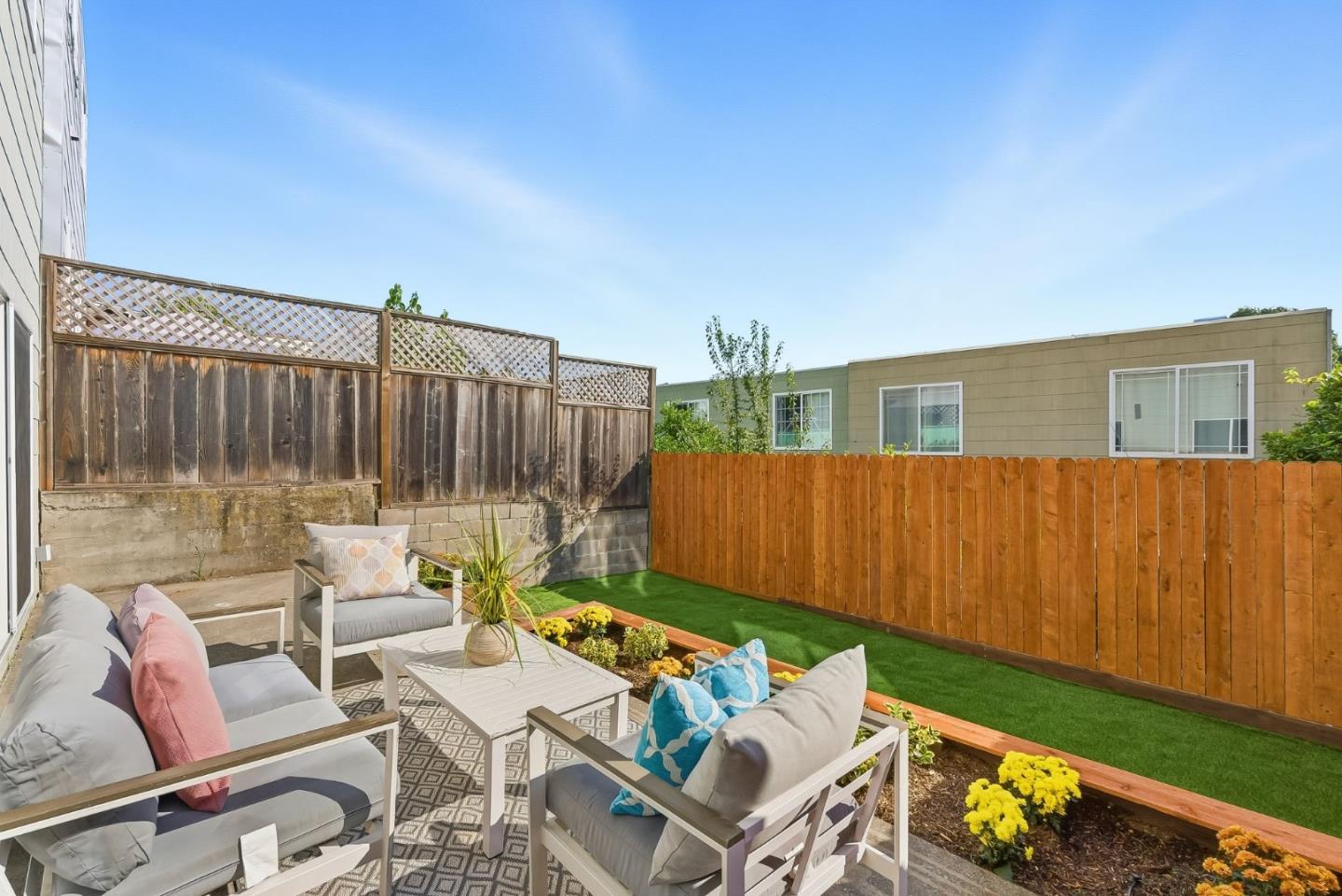 Detail Gallery Image 28 of 34 For 4243 Folsom St, San Francisco,  CA 94110 - 3 Beds | 2 Baths