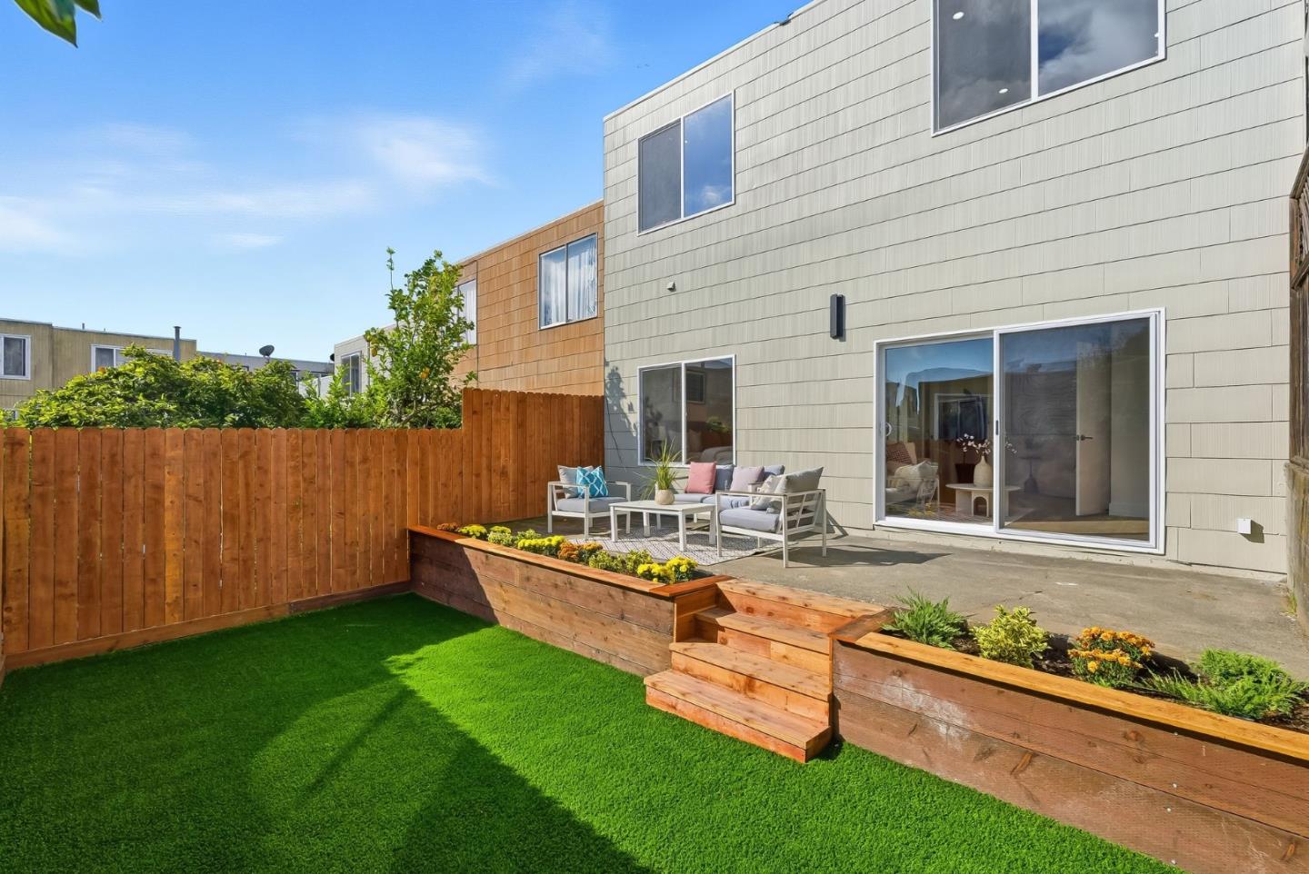 Detail Gallery Image 29 of 34 For 4243 Folsom St, San Francisco,  CA 94110 - 3 Beds | 2 Baths