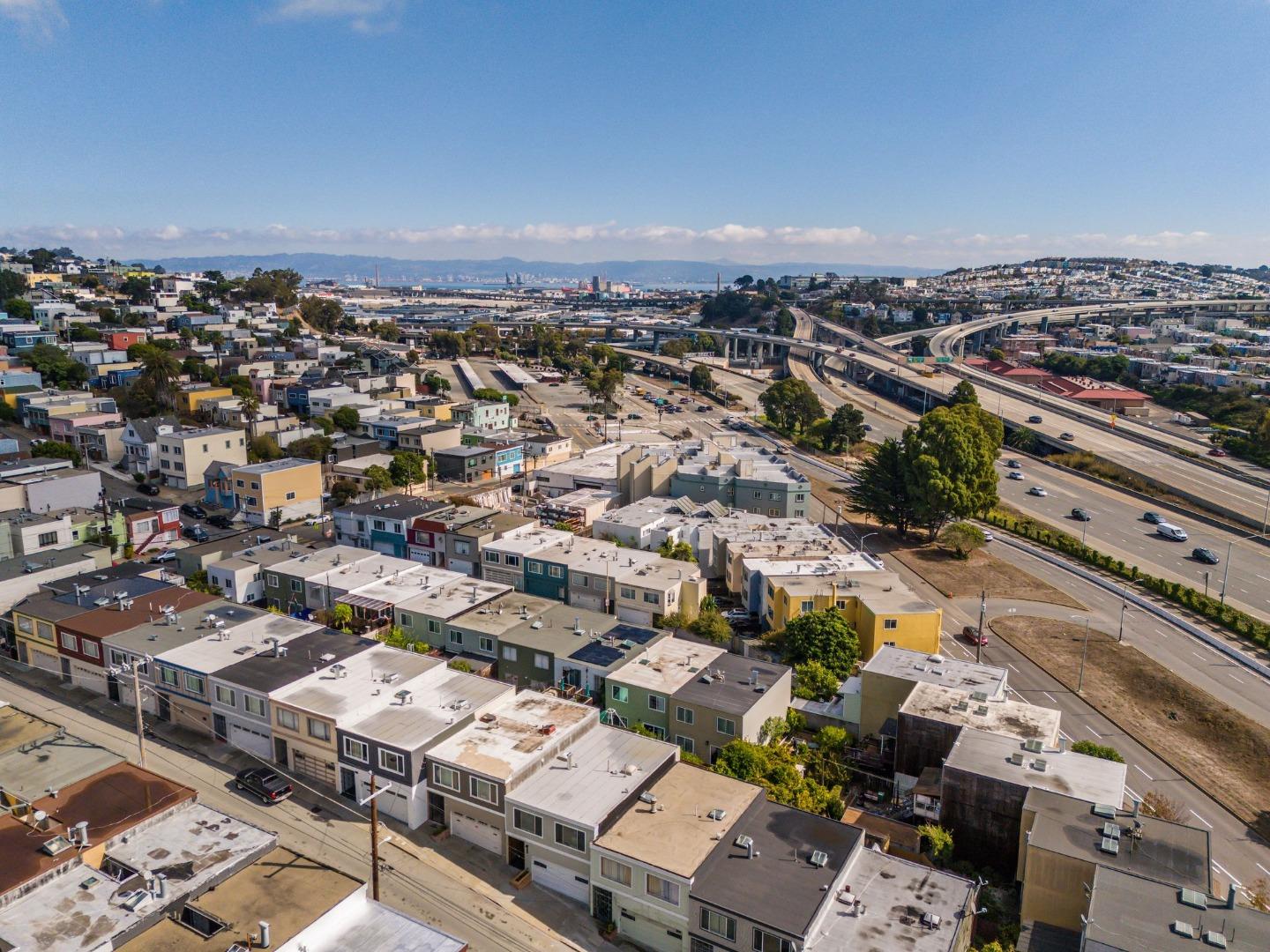 Detail Gallery Image 31 of 34 For 4243 Folsom St, San Francisco,  CA 94110 - 3 Beds | 2 Baths