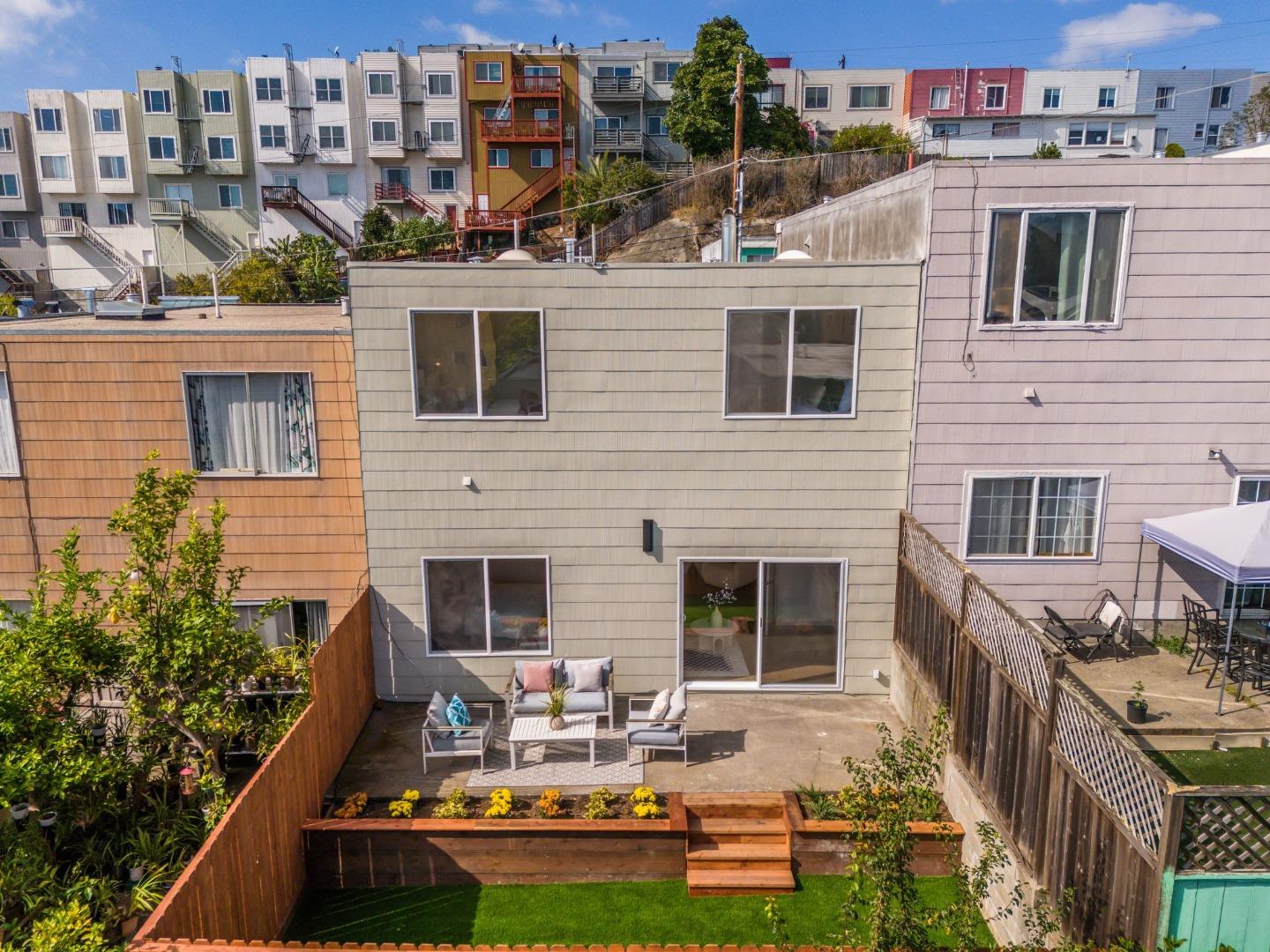 Detail Gallery Image 32 of 34 For 4243 Folsom St, San Francisco,  CA 94110 - 3 Beds | 2 Baths