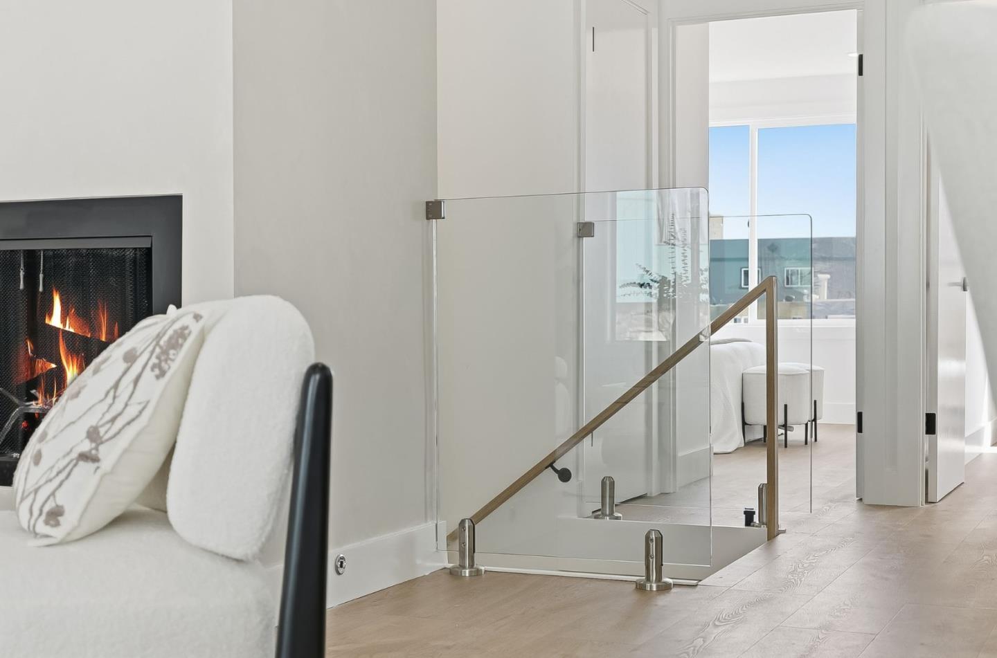 Detail Gallery Image 8 of 34 For 4243 Folsom St, San Francisco,  CA 94110 - 3 Beds | 2 Baths