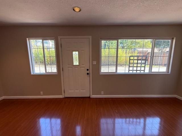 Detail Gallery Image 3 of 17 For 19 Jolley Way, Scotts Valley,  CA 95066 - 3 Beds | 2 Baths