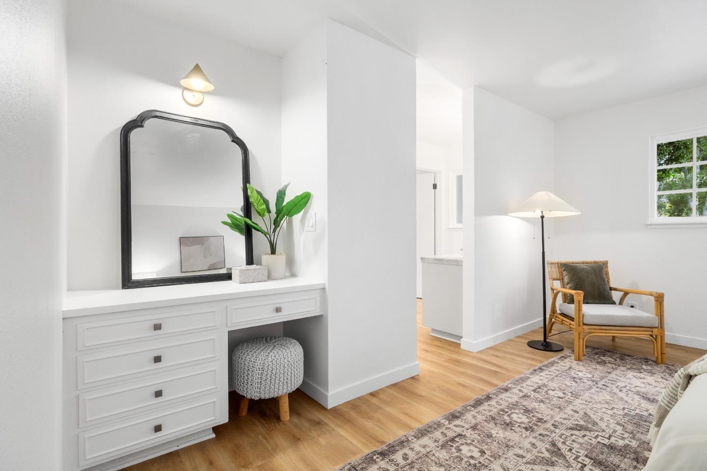 Detail Gallery Image 25 of 48 For 215 1/2 N Navarra Dr, Scotts Valley,  CA 95066 - 3 Beds | 2 Baths