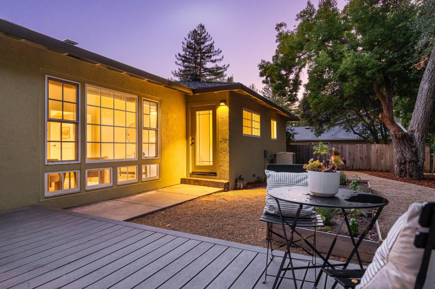 Detail Gallery Image 3 of 48 For 215 1/2 N Navarra Dr, Scotts Valley,  CA 95066 - 3 Beds | 2 Baths