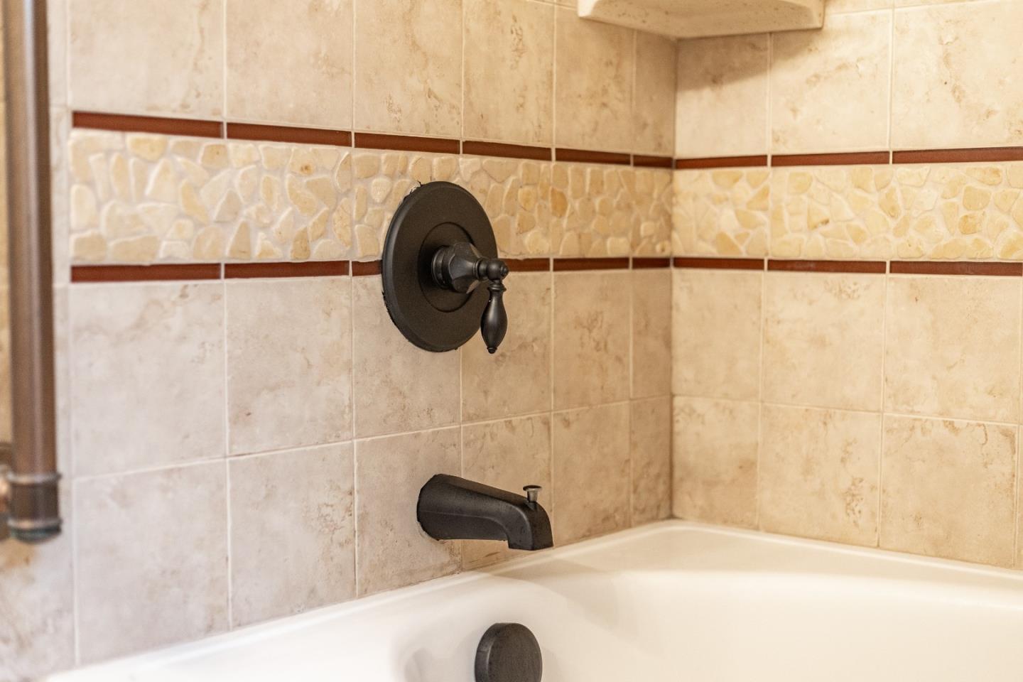 Detail Gallery Image 35 of 48 For 215 1/2 N Navarra Dr, Scotts Valley,  CA 95066 - 3 Beds | 2 Baths