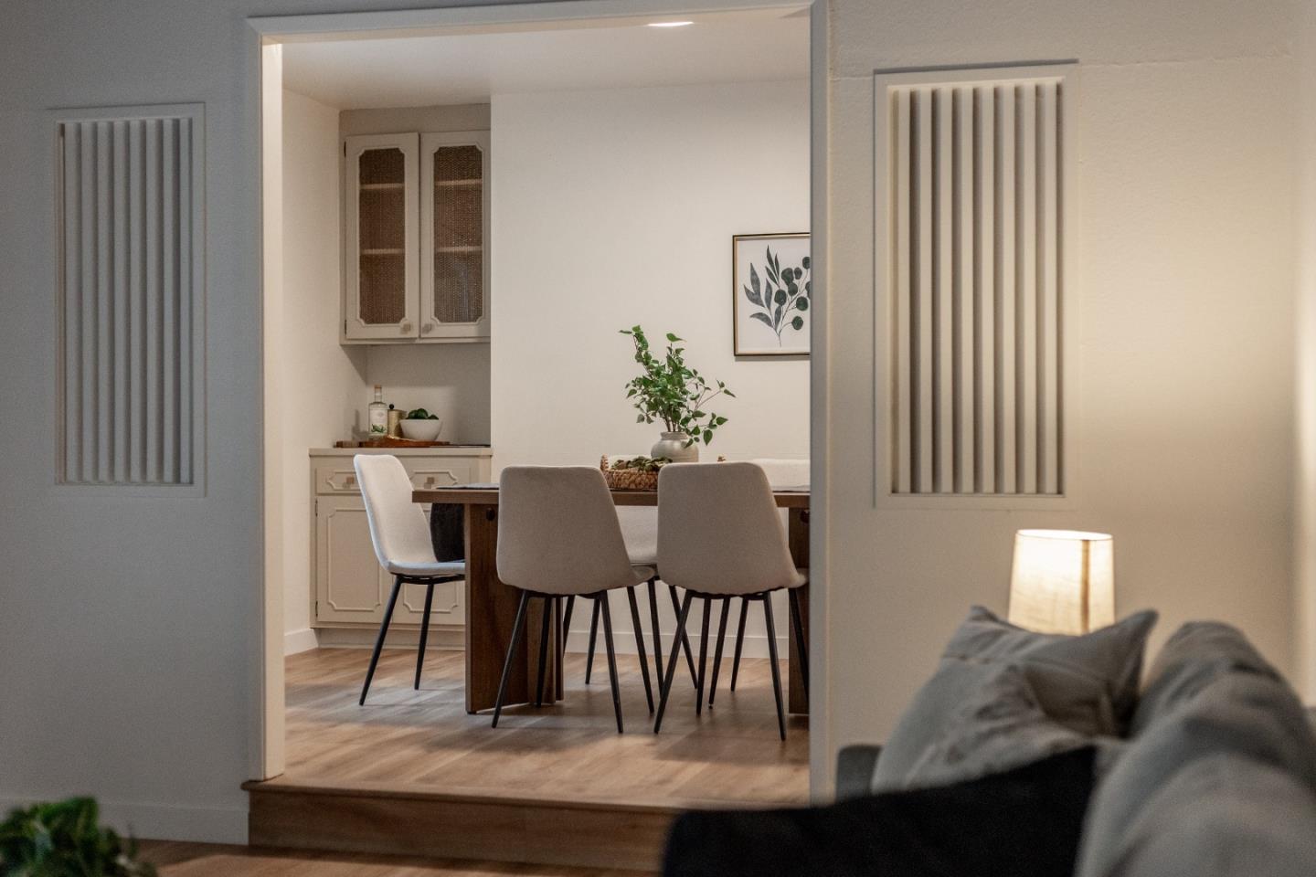 Detail Gallery Image 7 of 48 For 215 1/2 N Navarra Dr, Scotts Valley,  CA 95066 - 3 Beds | 2 Baths