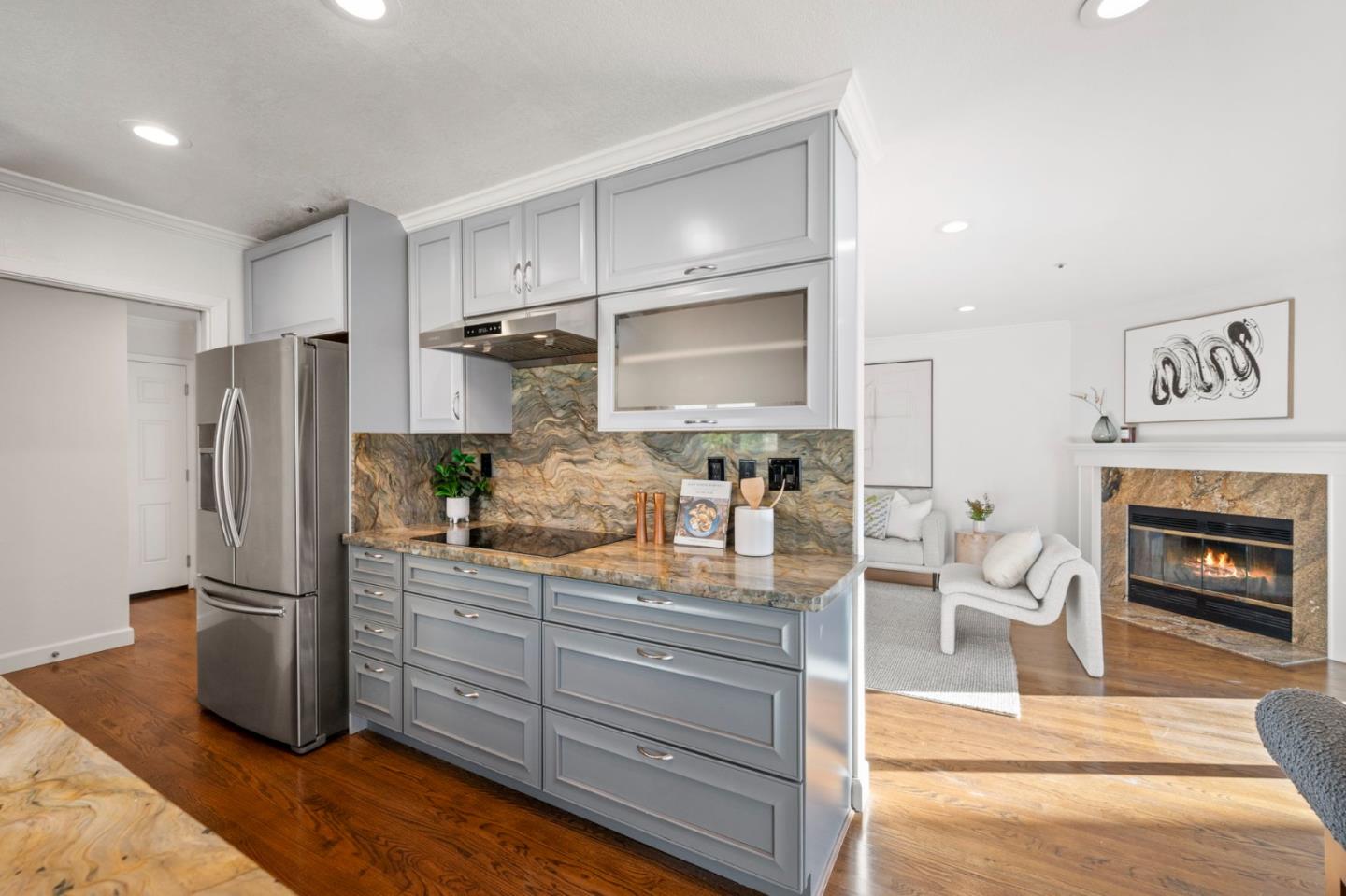 Detail Gallery Image 14 of 42 For 241 Bonita Ln, Foster City,  CA 94404 - 3 Beds | 2/1 Baths